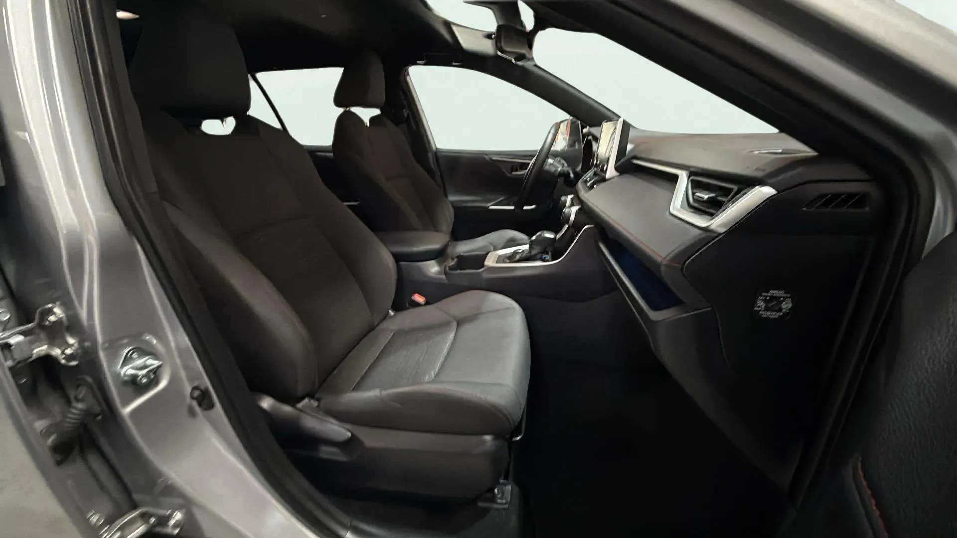 Toyota RAV4 2.5l PLUG-IN 300PH (e-CVT) Advance - foto 9