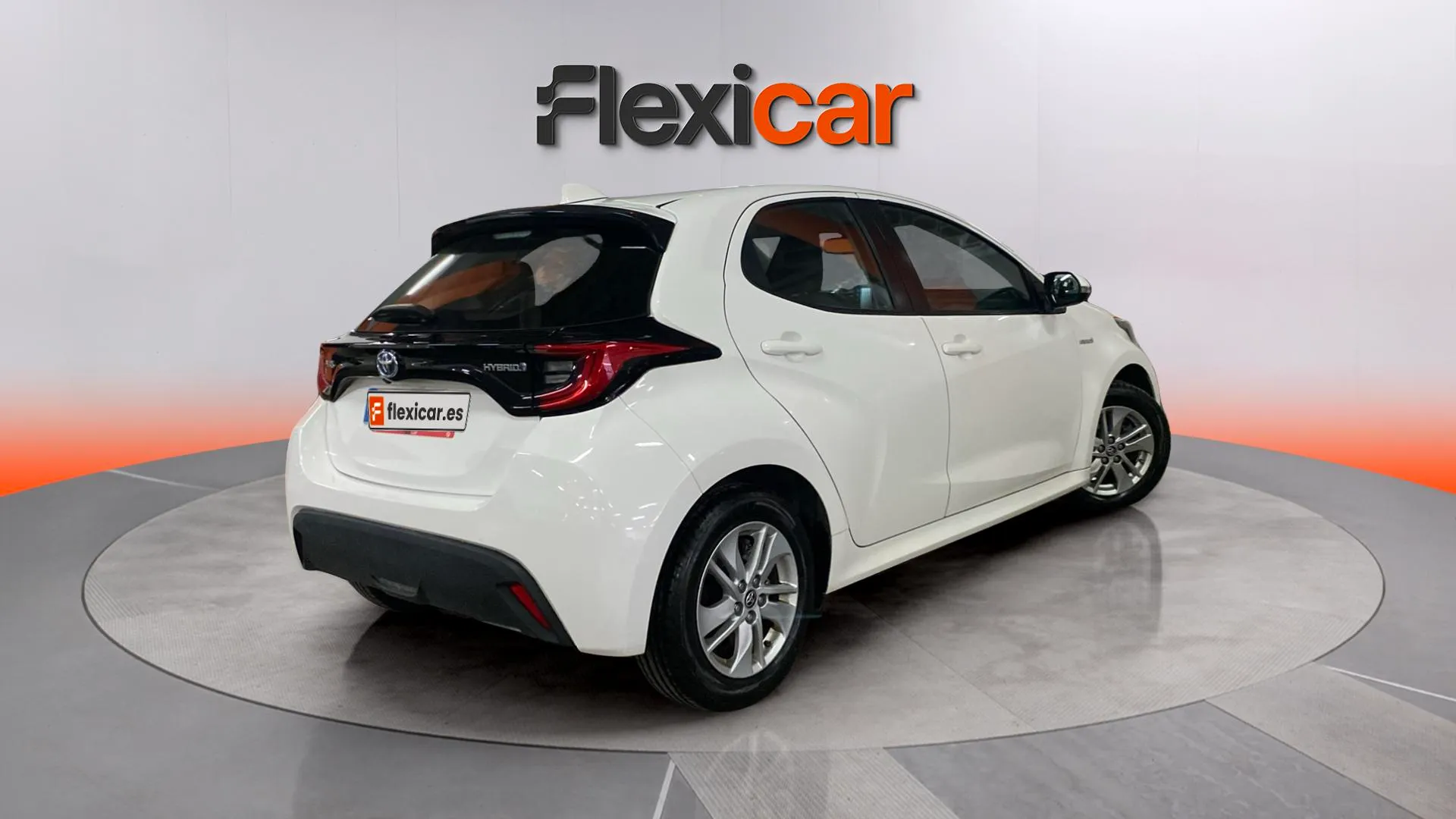 Toyota Yaris 1.5 120H Business Plus - foto 6