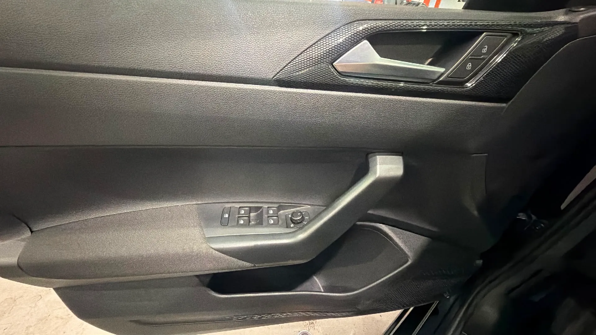 Volkswagen Taigo "más" 1.0 TSI DSG - foto 23
