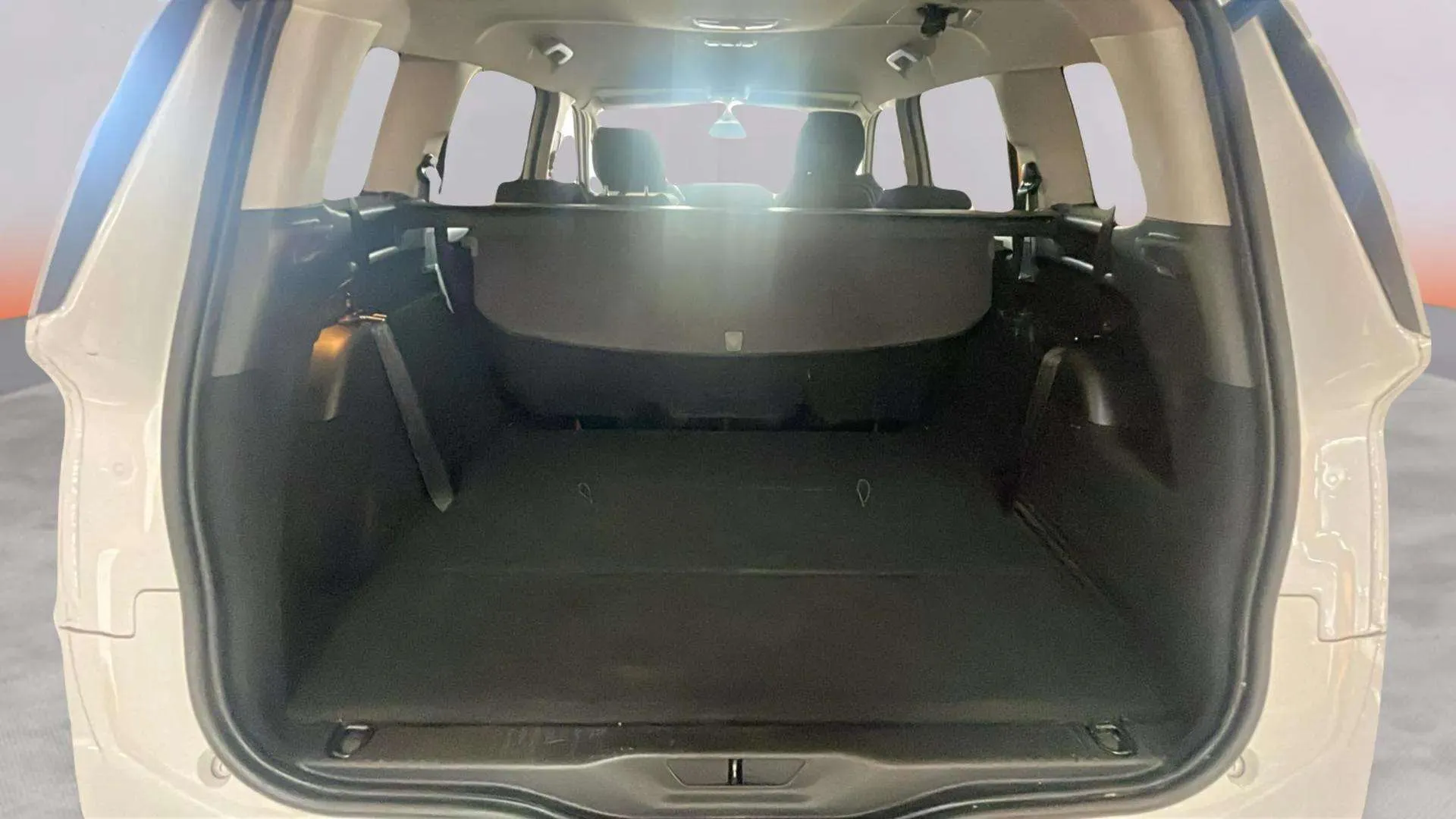 Citroën Grand C4 Spacetourer BlueHDi Shine - foto 18