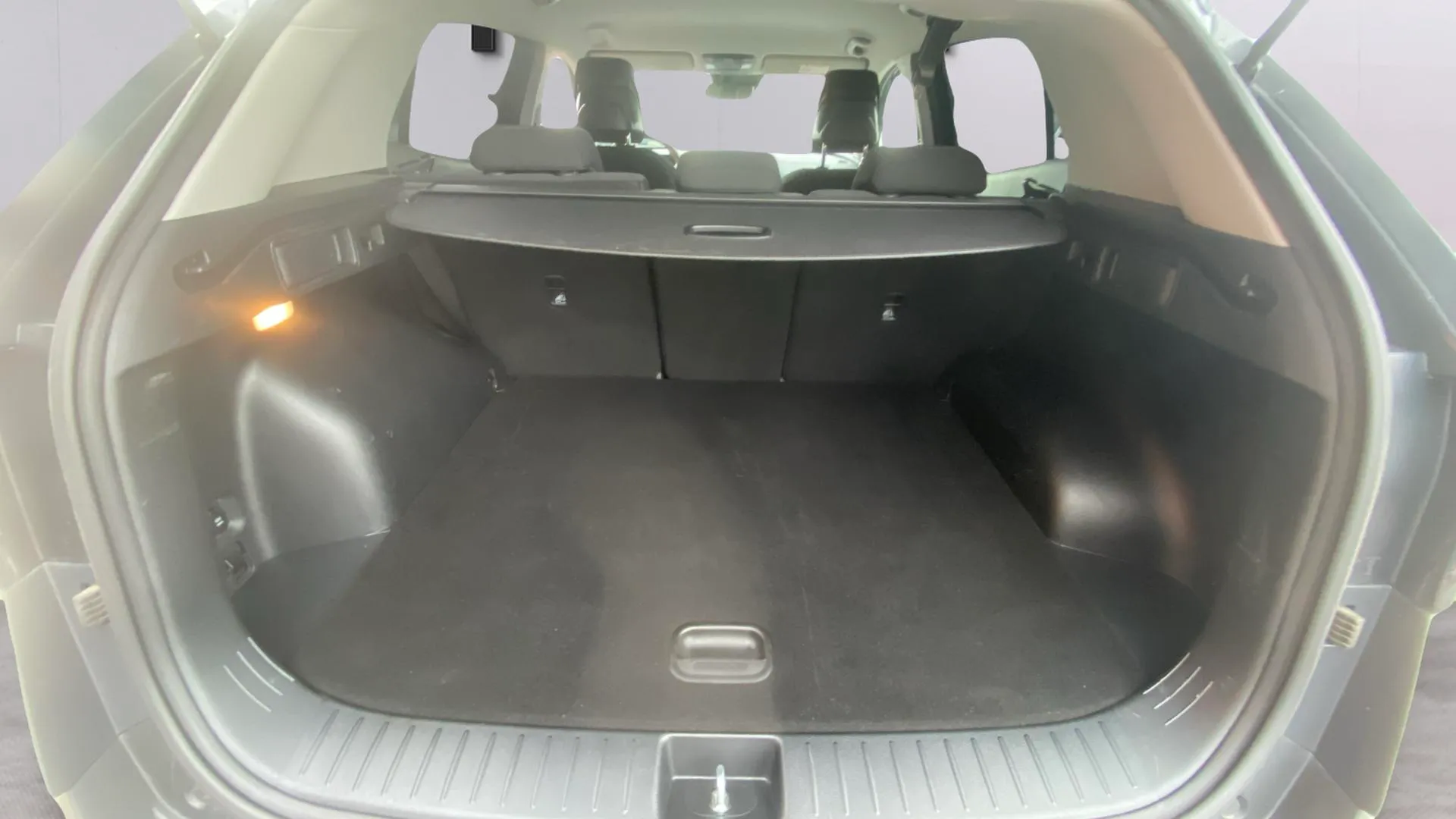 Kia Sportage 1.6 T-GDi HEV Drive 4x2 - foto 17