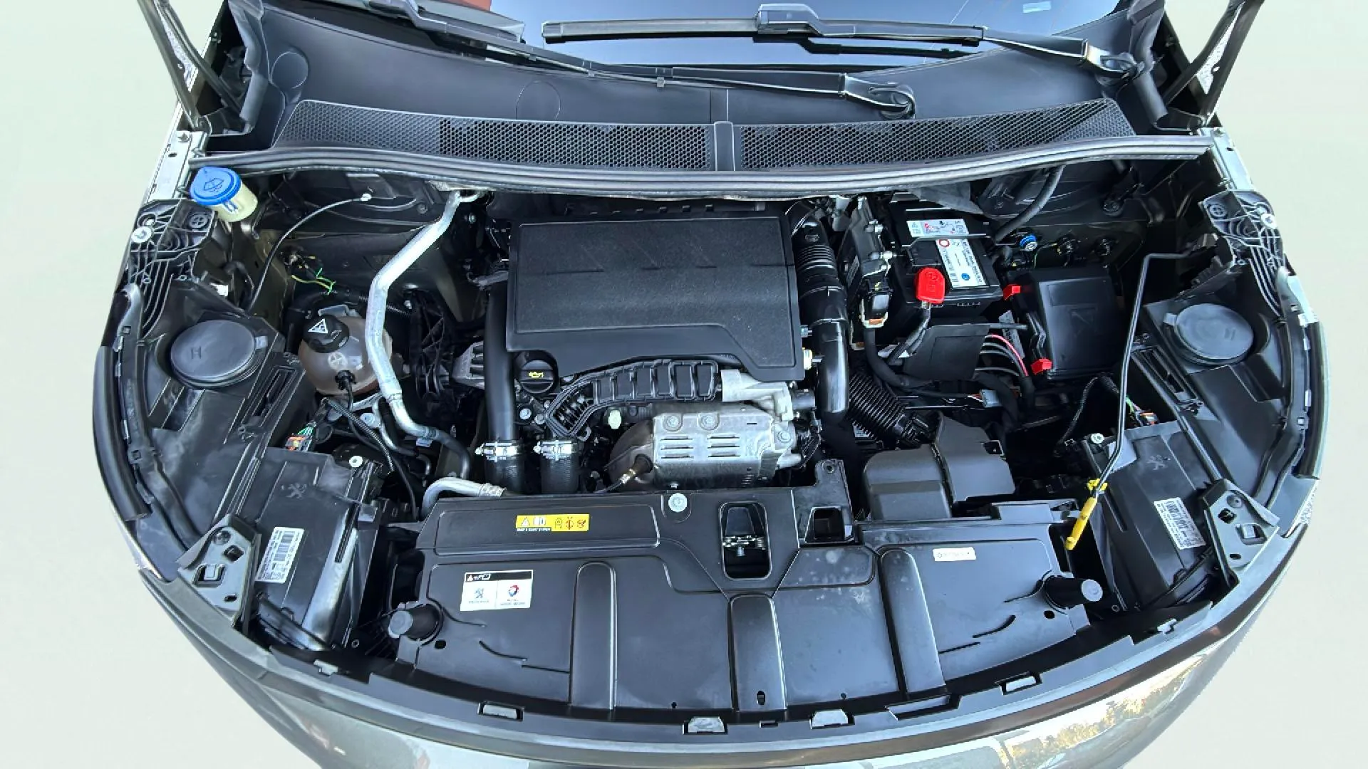 Peugeot 5008 1.2 PureTech Active Pack EAT8 - foto 15