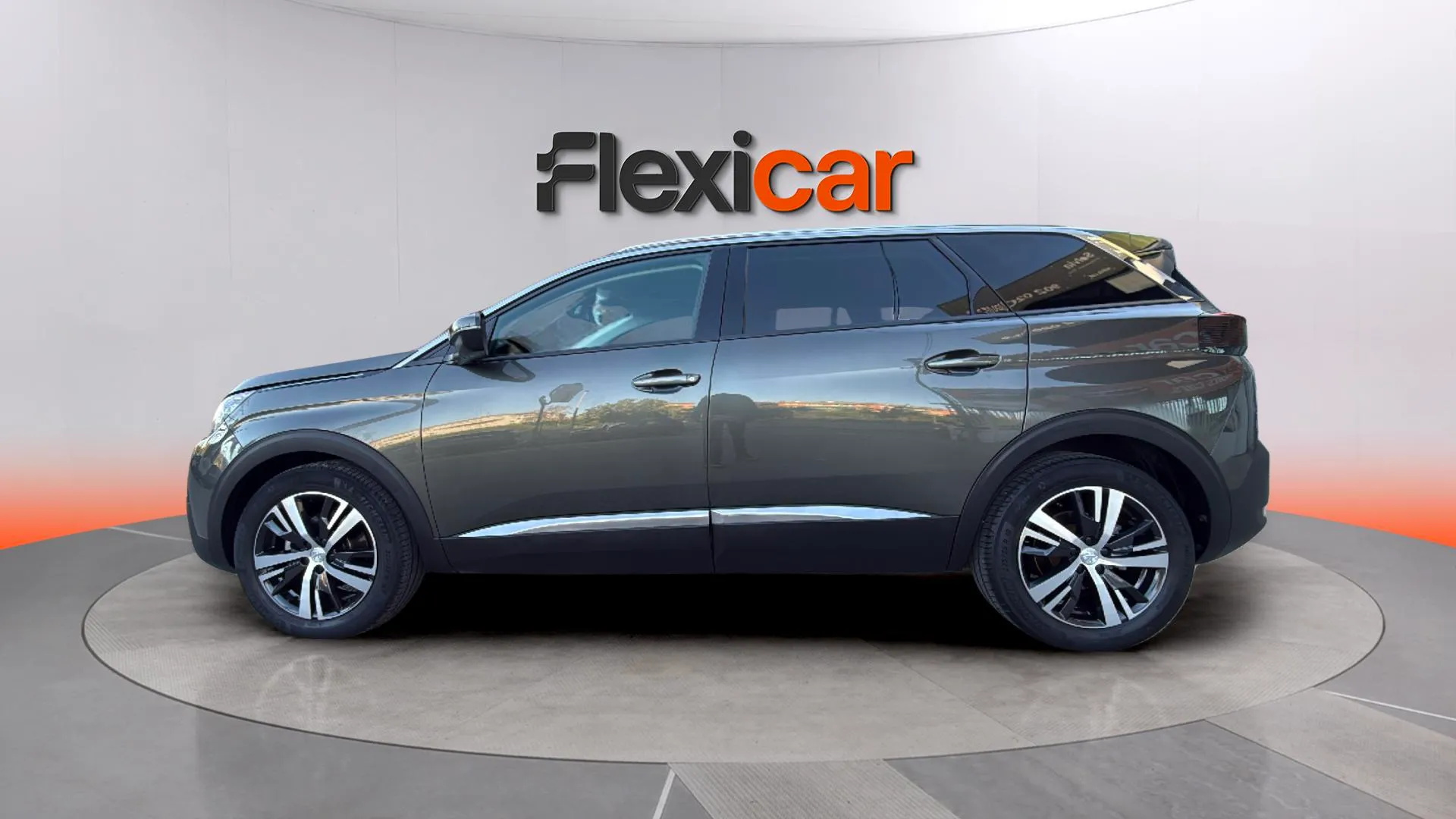 Peugeot 5008 1.2 PureTech Active Pack EAT8 - foto 3