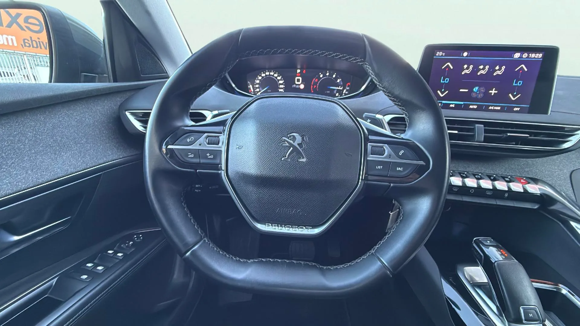 Peugeot 5008 1.2 PureTech Active Pack EAT8 - foto 6