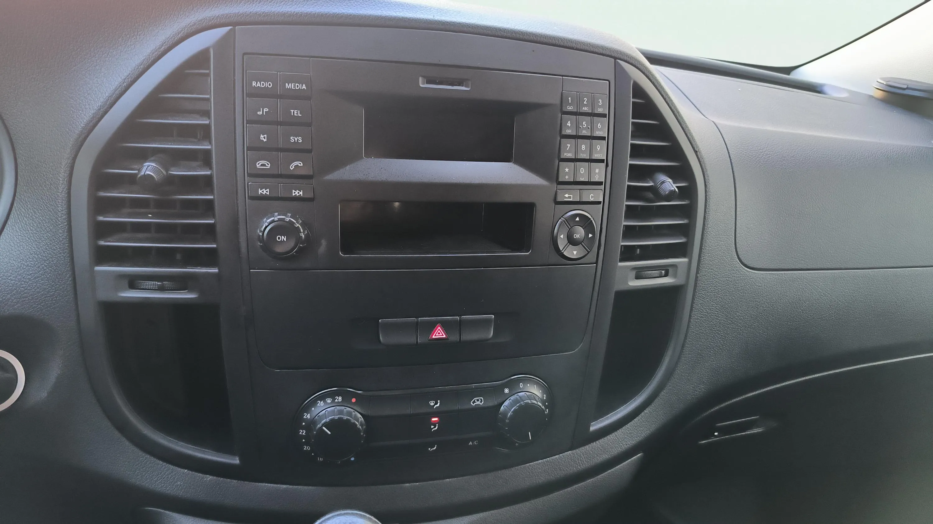 Mercedes-Benz Vito 111 CDI - foto 16