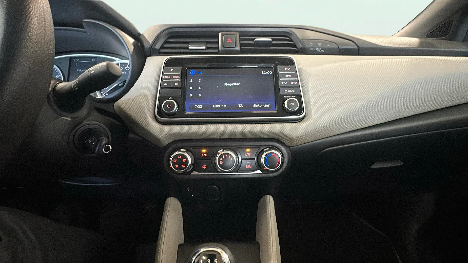 Nissan Micra 1.0G Acenta - foto 16
