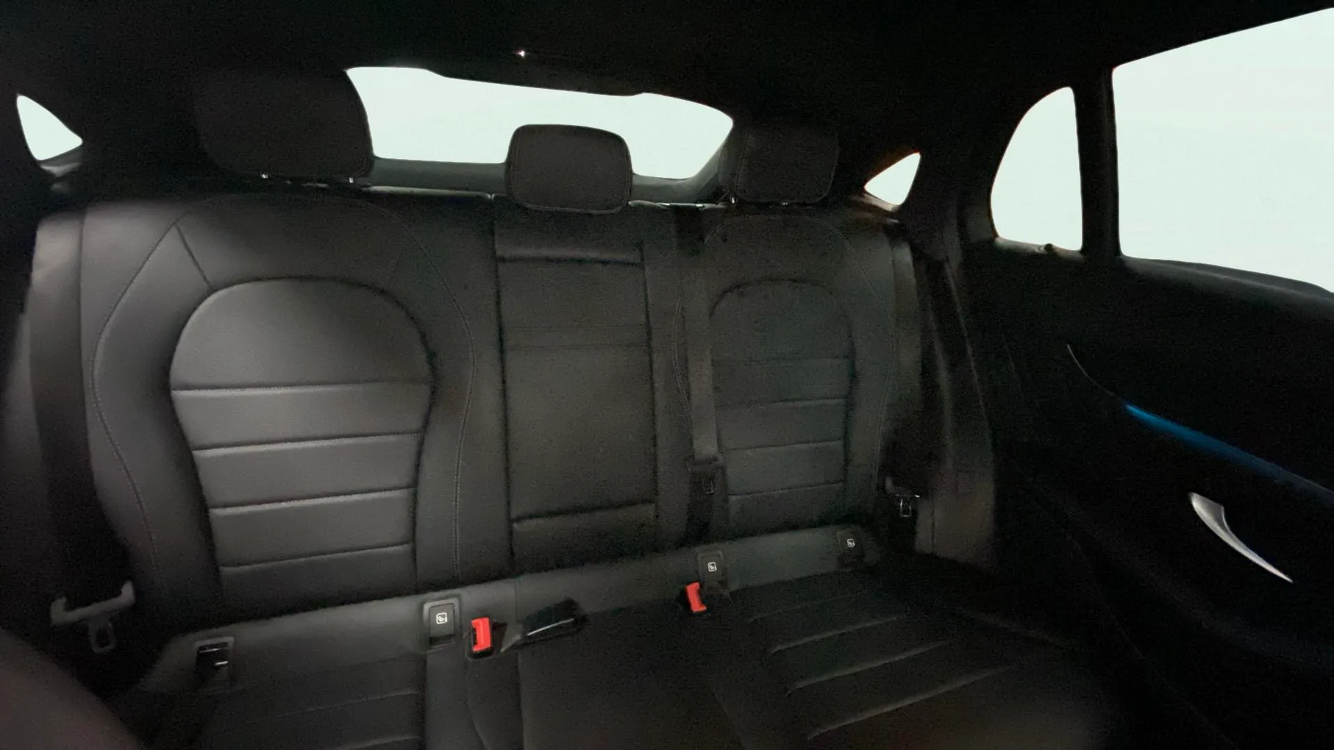 Mercedes-Benz GLC 250 d 4MATIC - foto 26