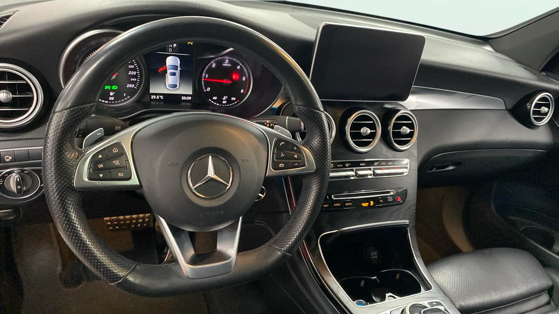 Mercedes-Benz GLC 250 d 4MATIC - foto 11