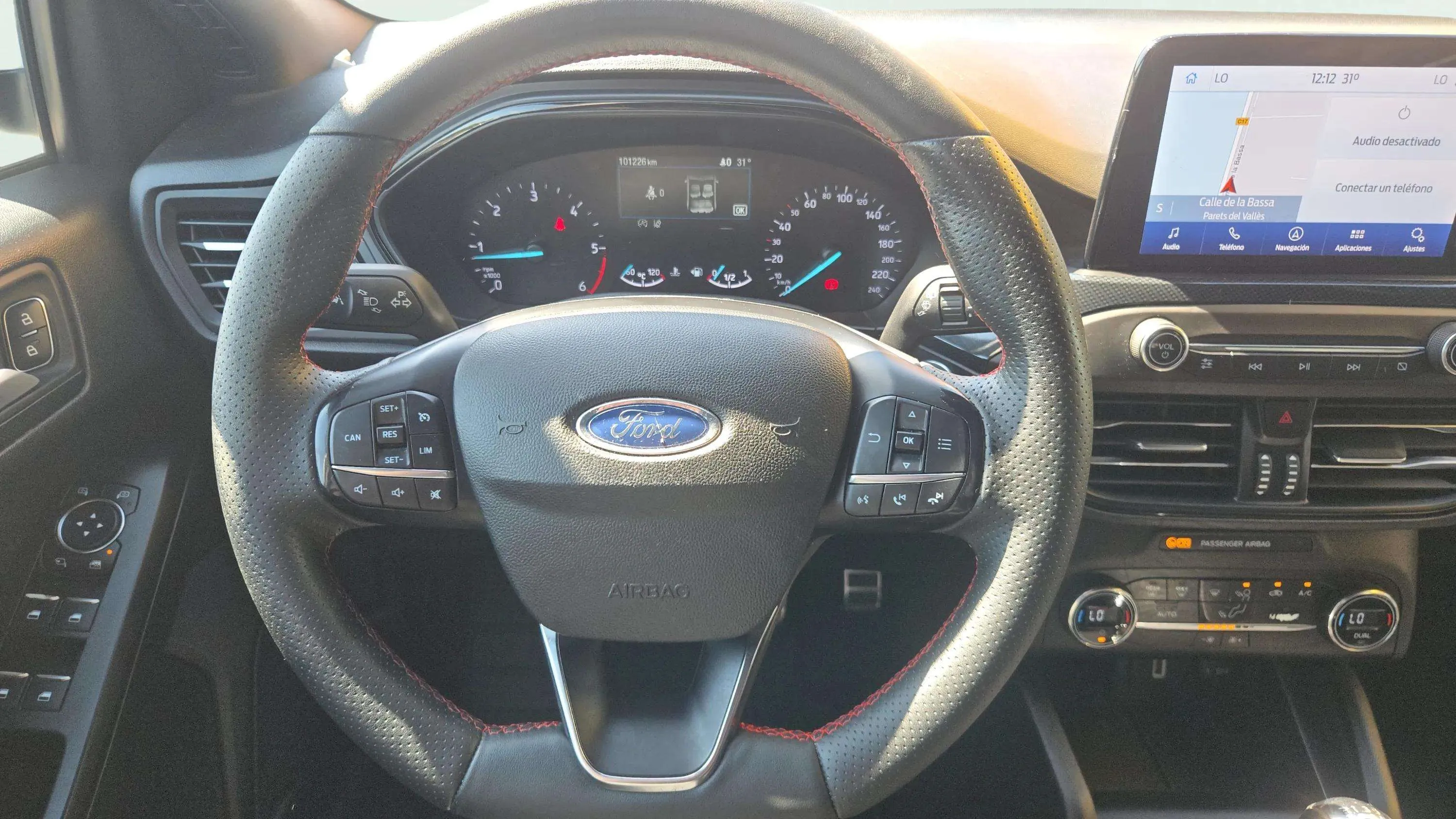 Ford Focus 1.5 EcoBlue ST-Line - foto 9