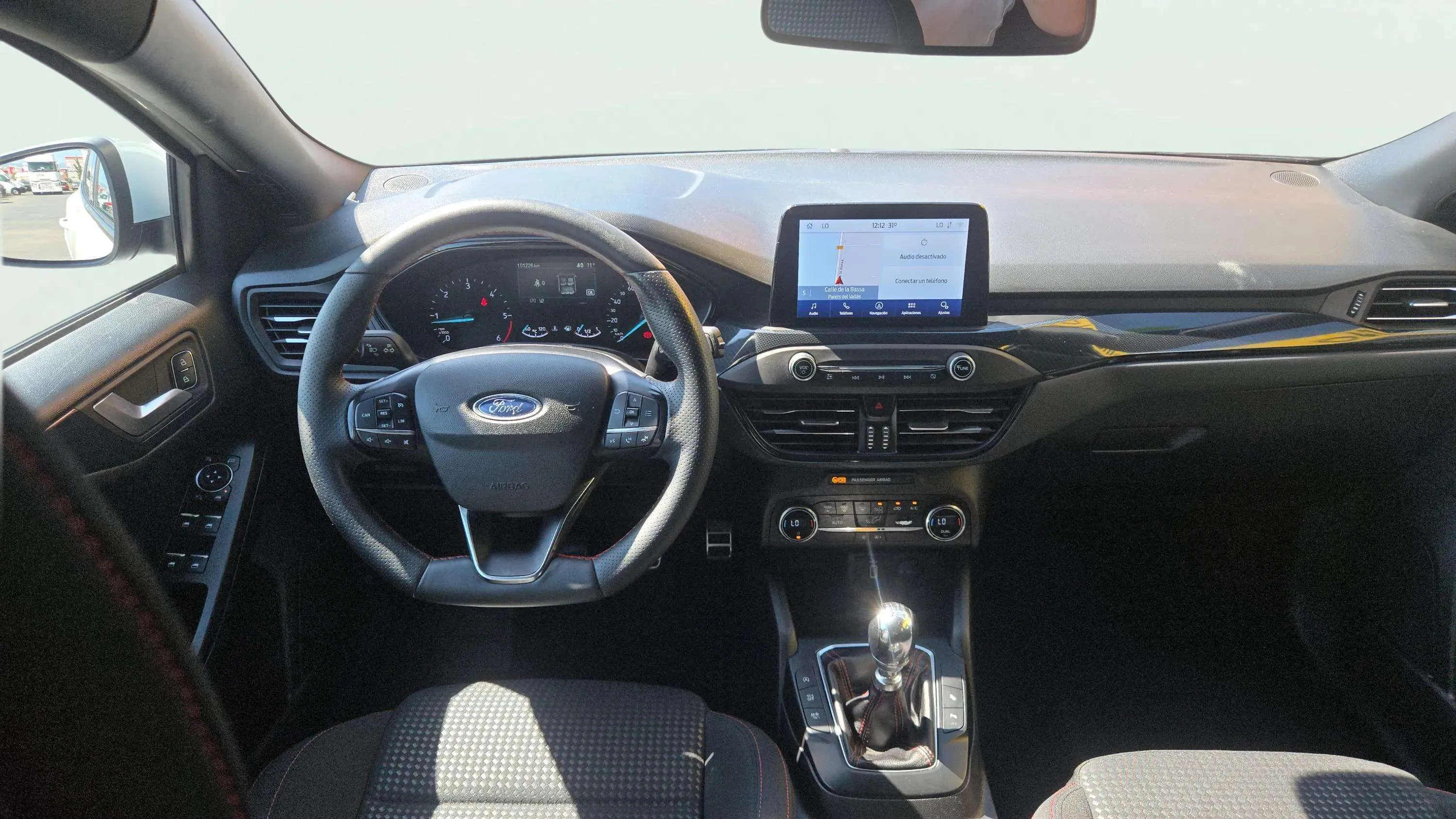 Ford Focus 1.5 EcoBlue ST-Line - foto 13