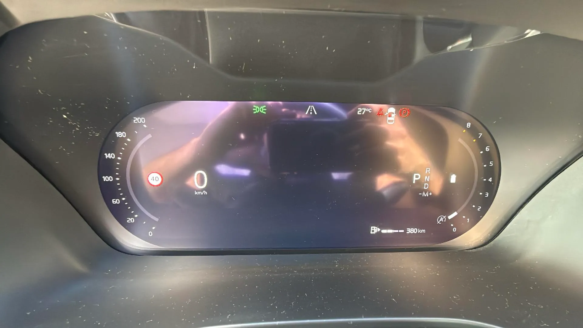 Volvo XC40 2.0 B3 G Momentum Core - foto 11