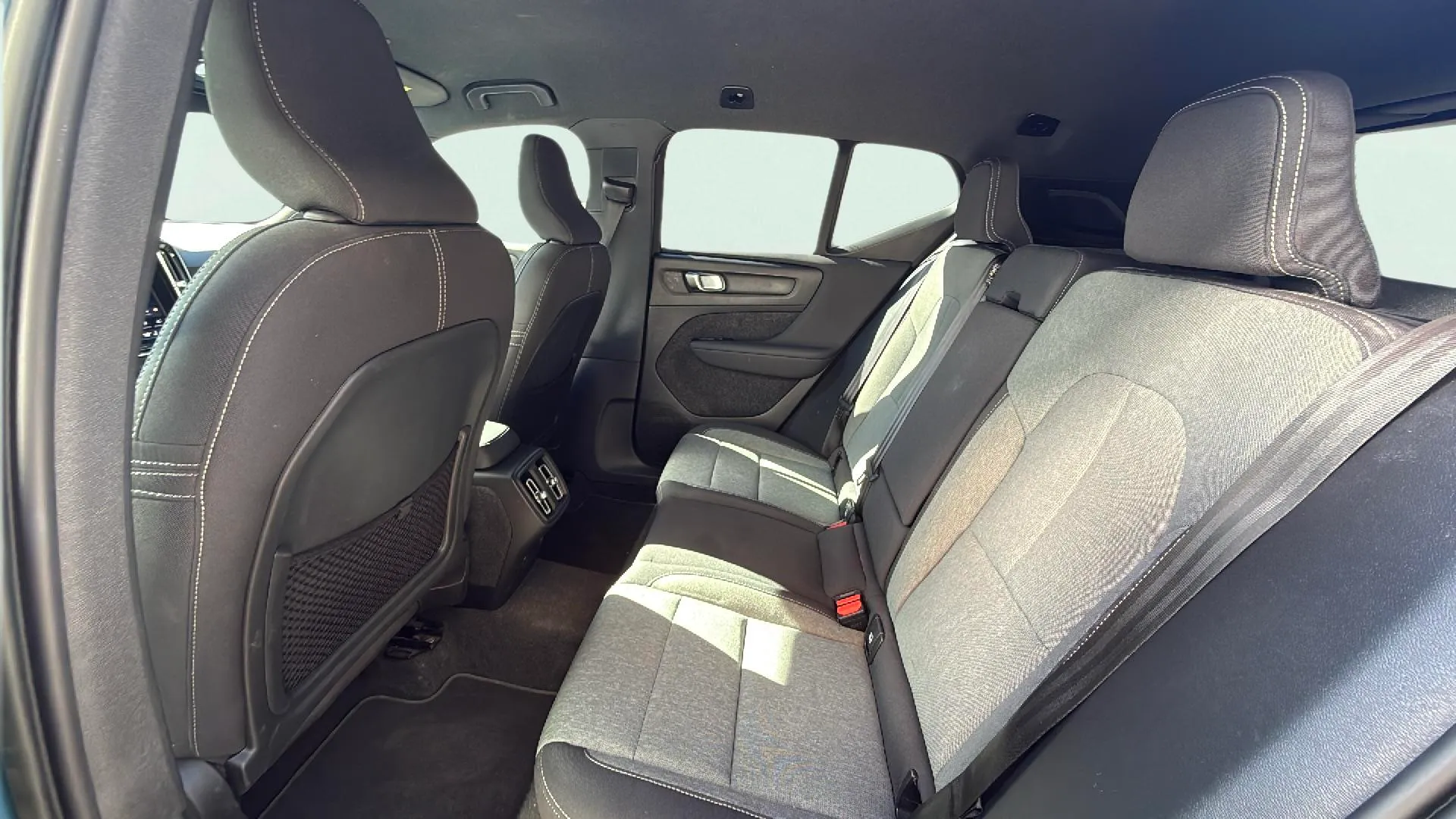 Volvo XC40 2.0 B3 G Momentum Core - foto 20