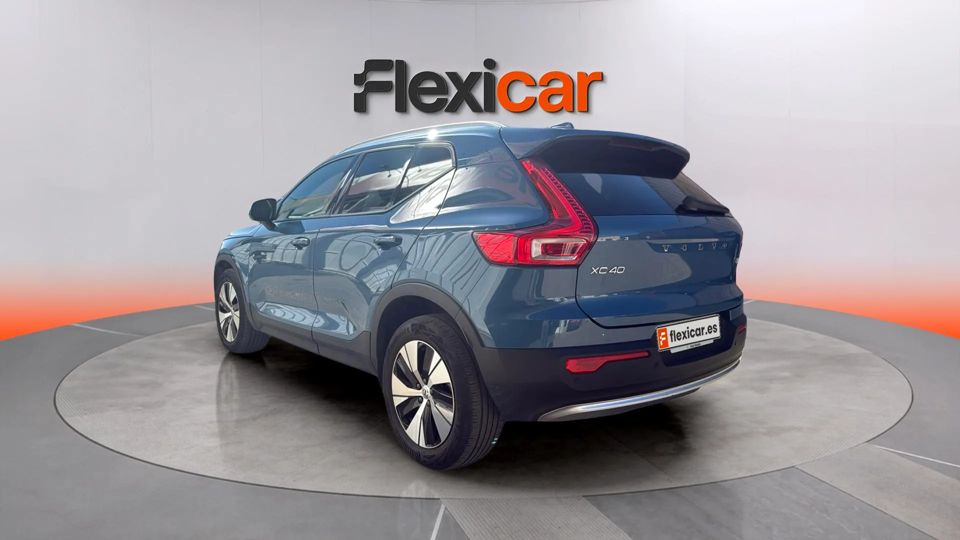 Volvo XC40 2.0 B3 G Momentum Core - foto 5