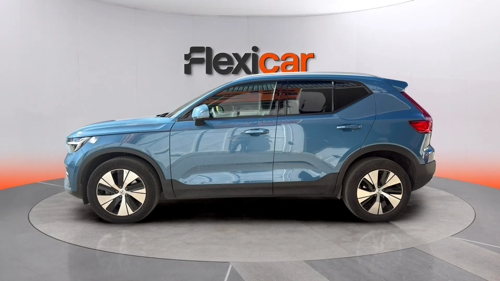 Volvo XC40 2.0 B3 G Momentum Core - foto 6
