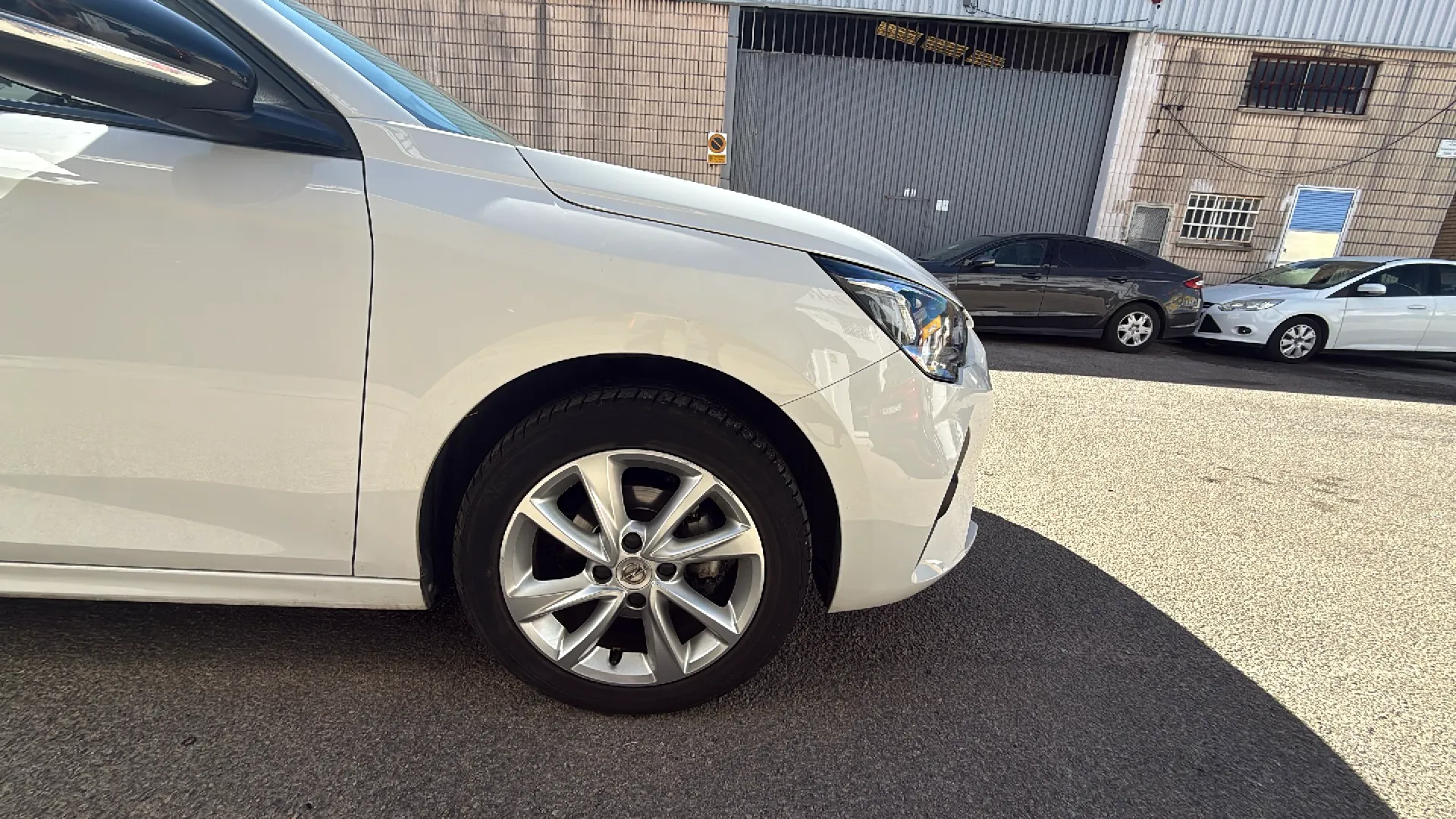 Opel Corsa 1.2 XEL Edition - foto 22