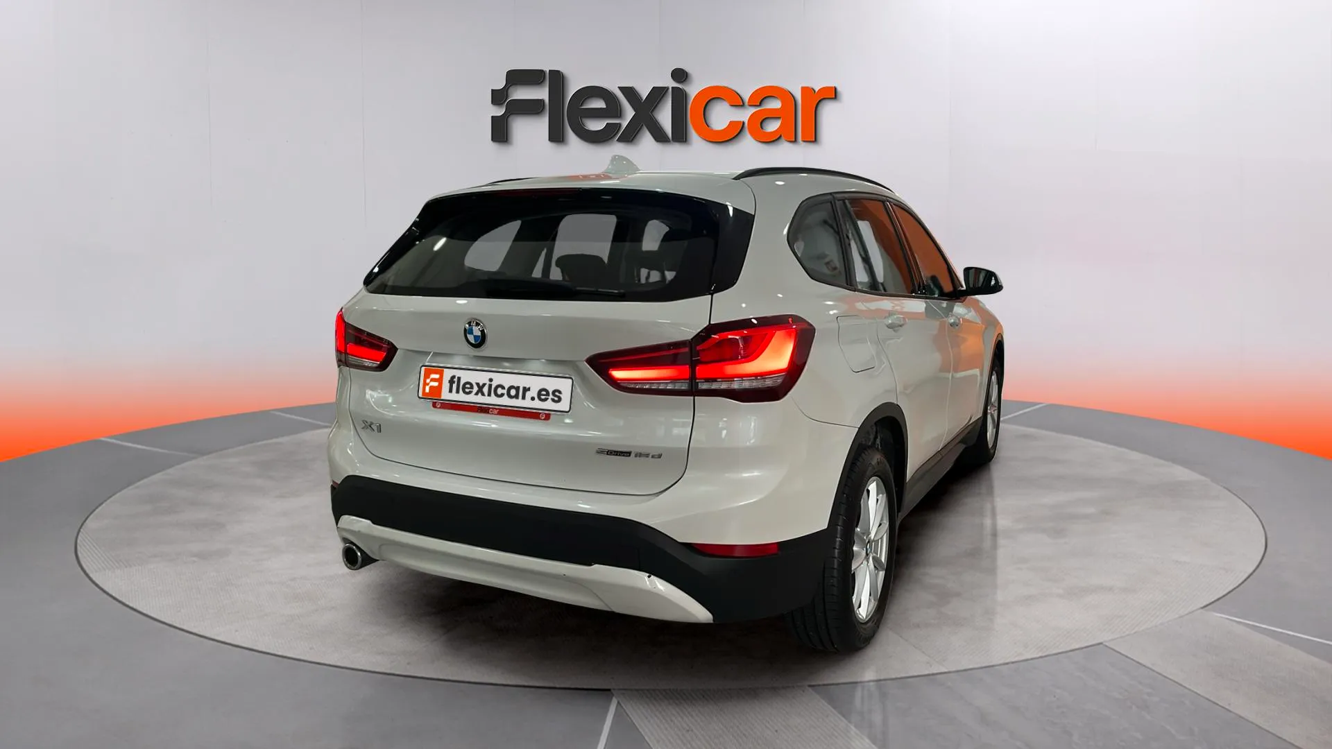 BMW X1 sDrive16d - foto 7