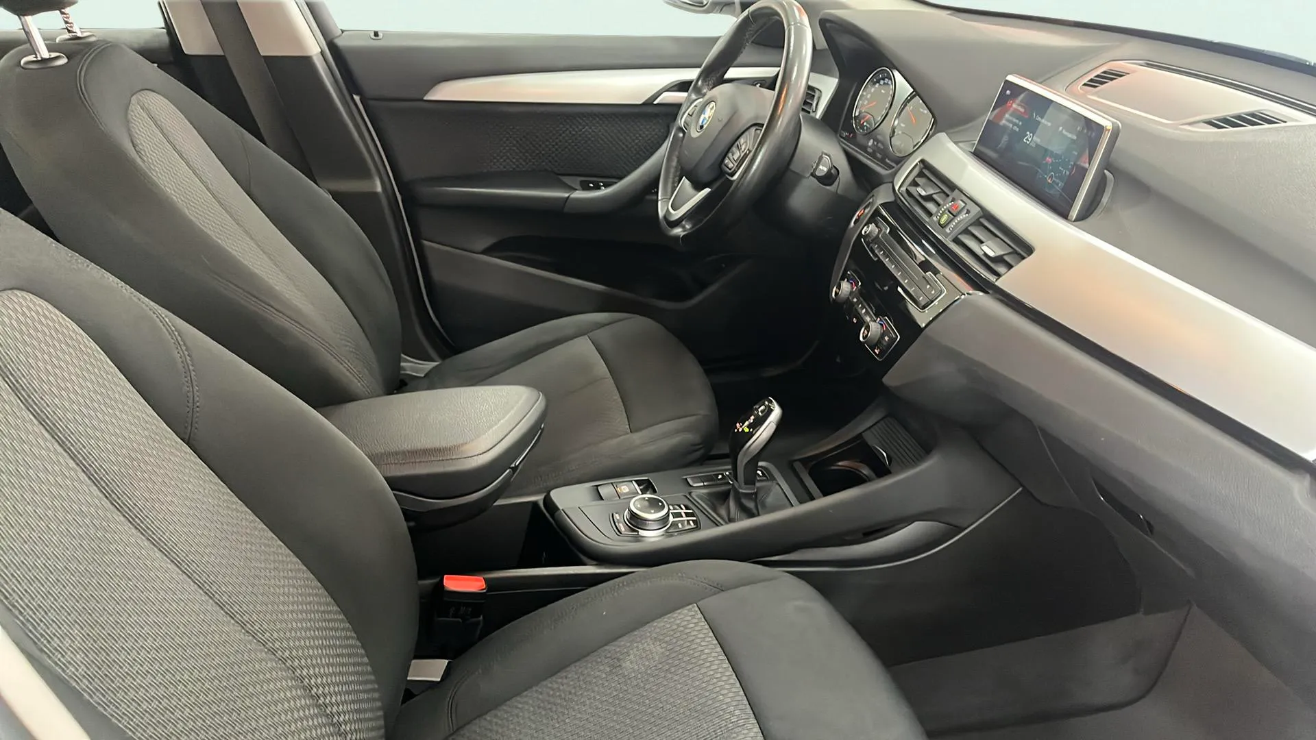 BMW X1 sDrive16d - foto 15