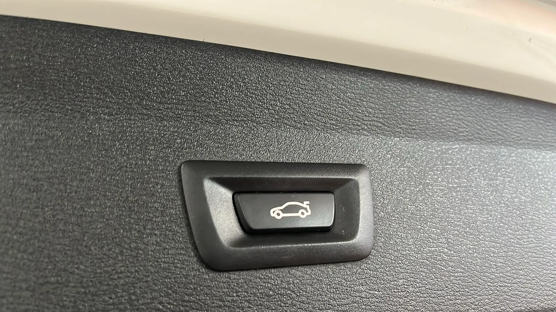 BMW X1 sDrive16d - foto 21