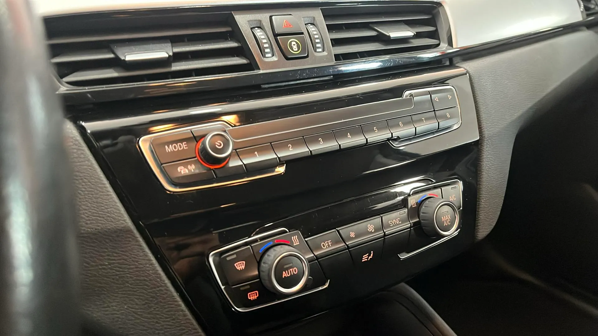 BMW X1 sDrive16d - foto 13