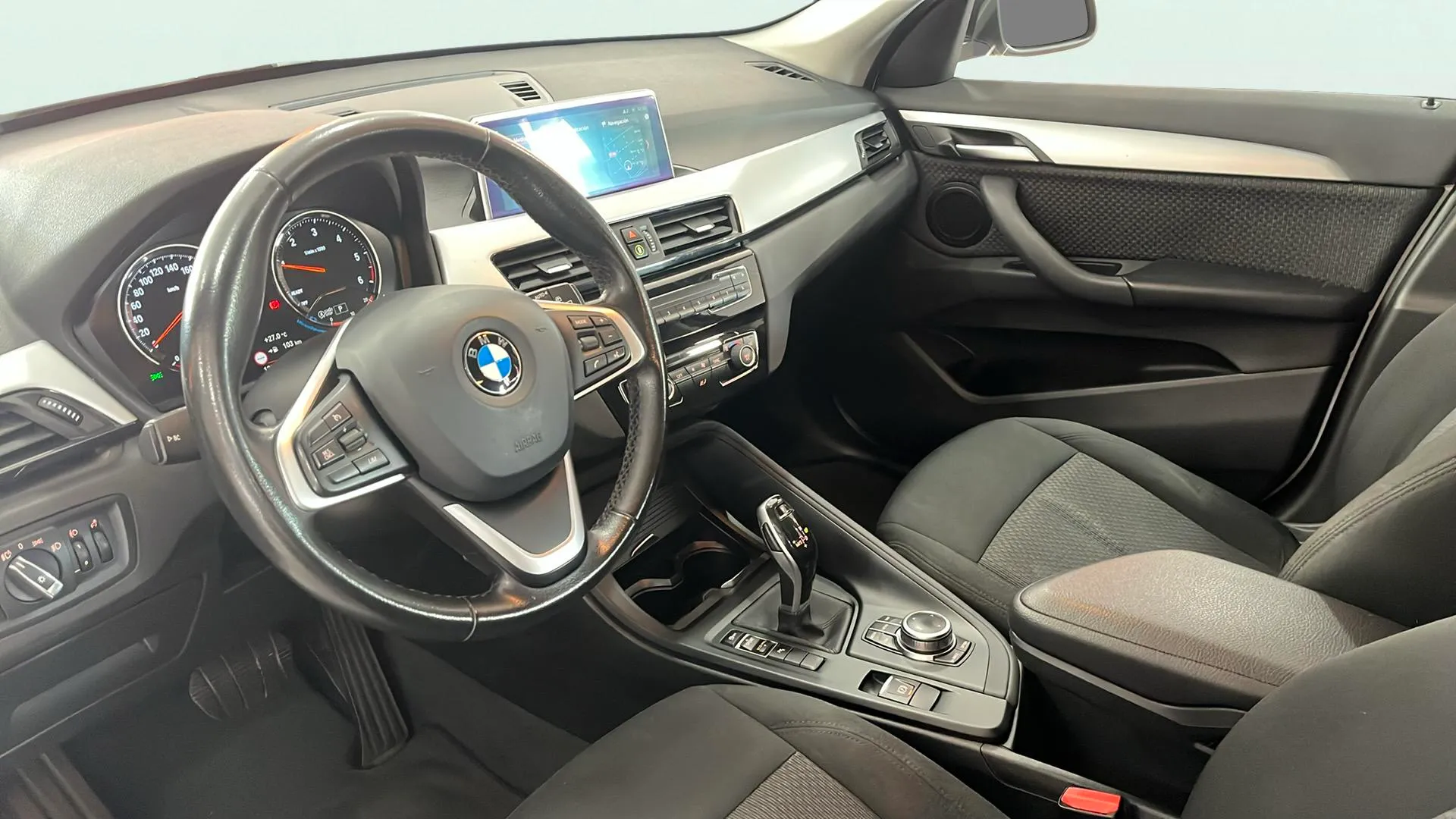 BMW X1 sDrive16d - foto 9