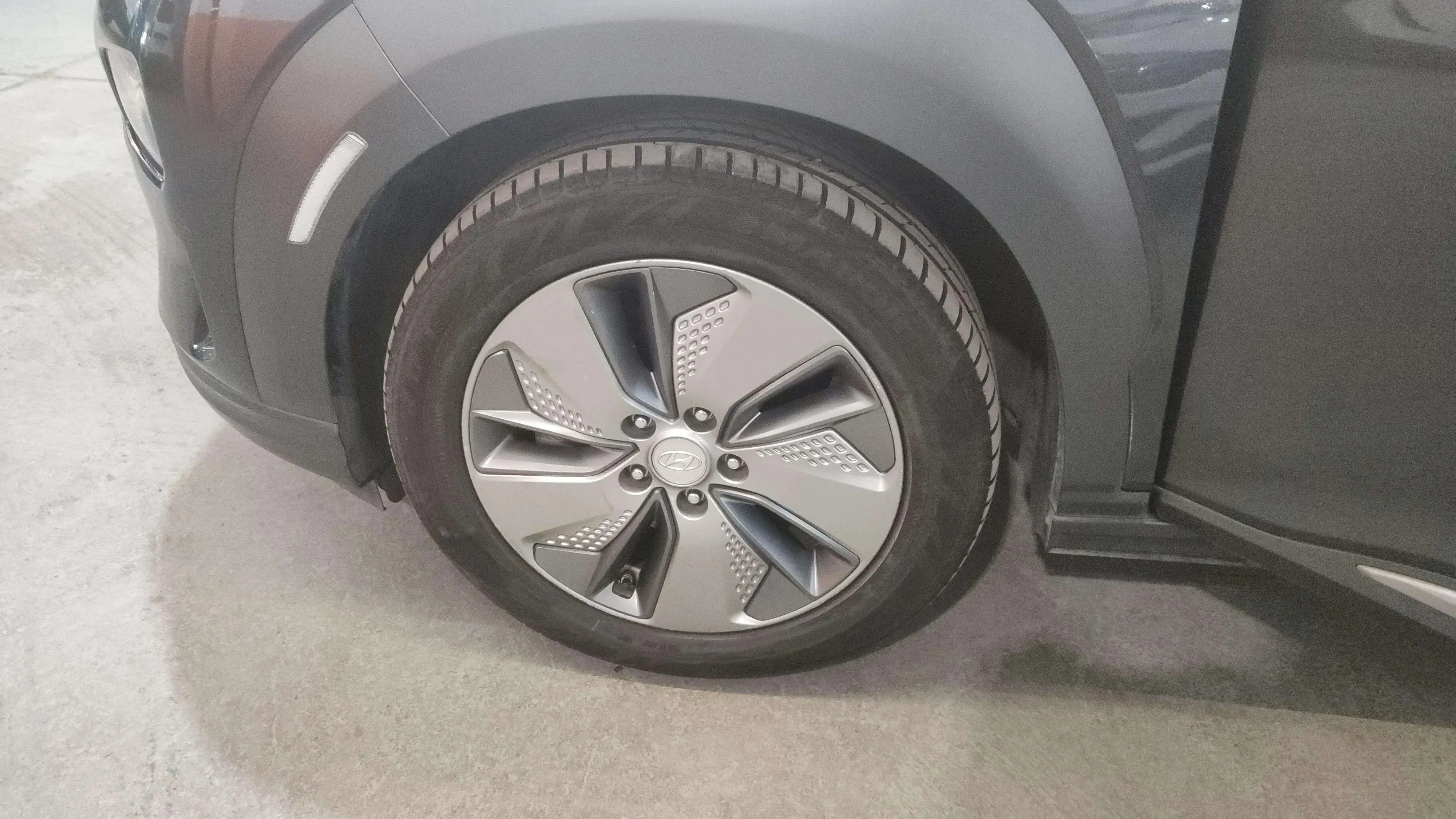 Hyundai Kona EV Klass - foto 13