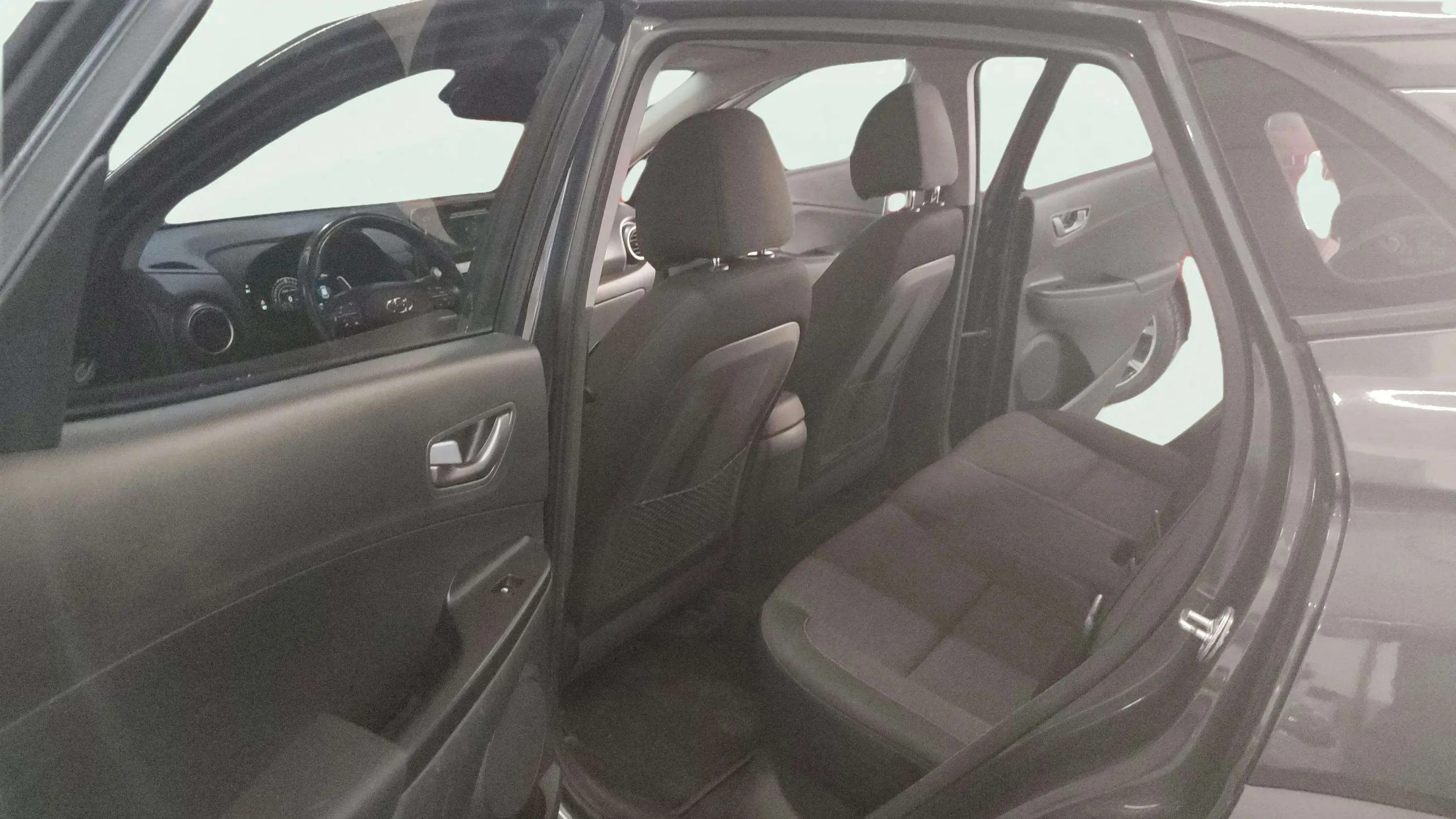 Hyundai Kona EV Klass - foto 18