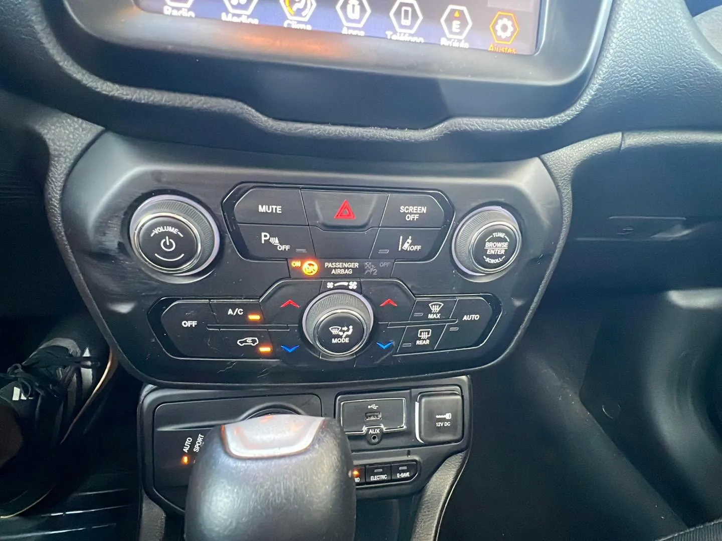 Jeep Renegade 4xe 1.3 PHEV Limited - foto 16