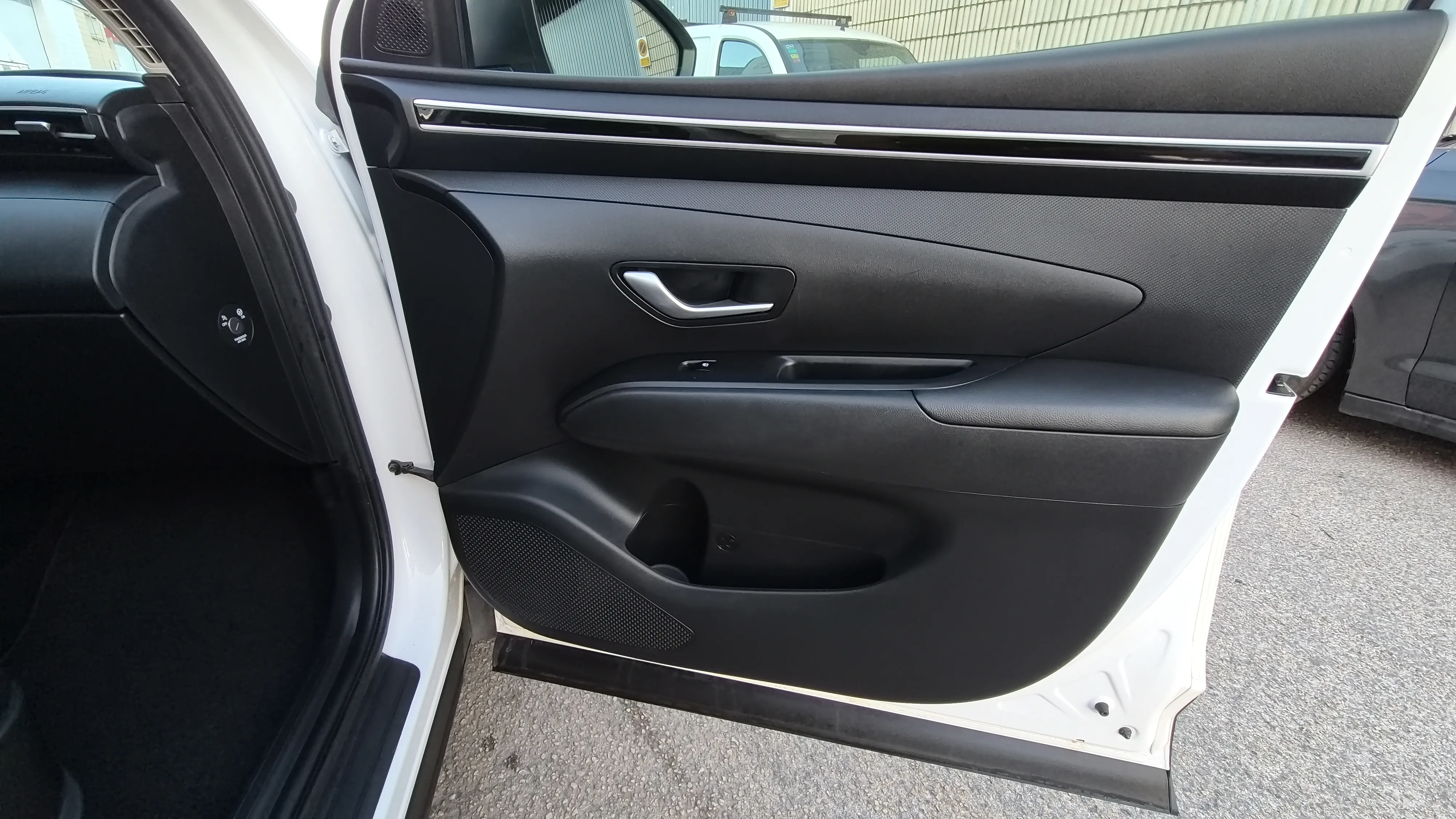 Hyundai Tucson 1.6 T-GDi PHEV Maxx 4x4 - foto 15