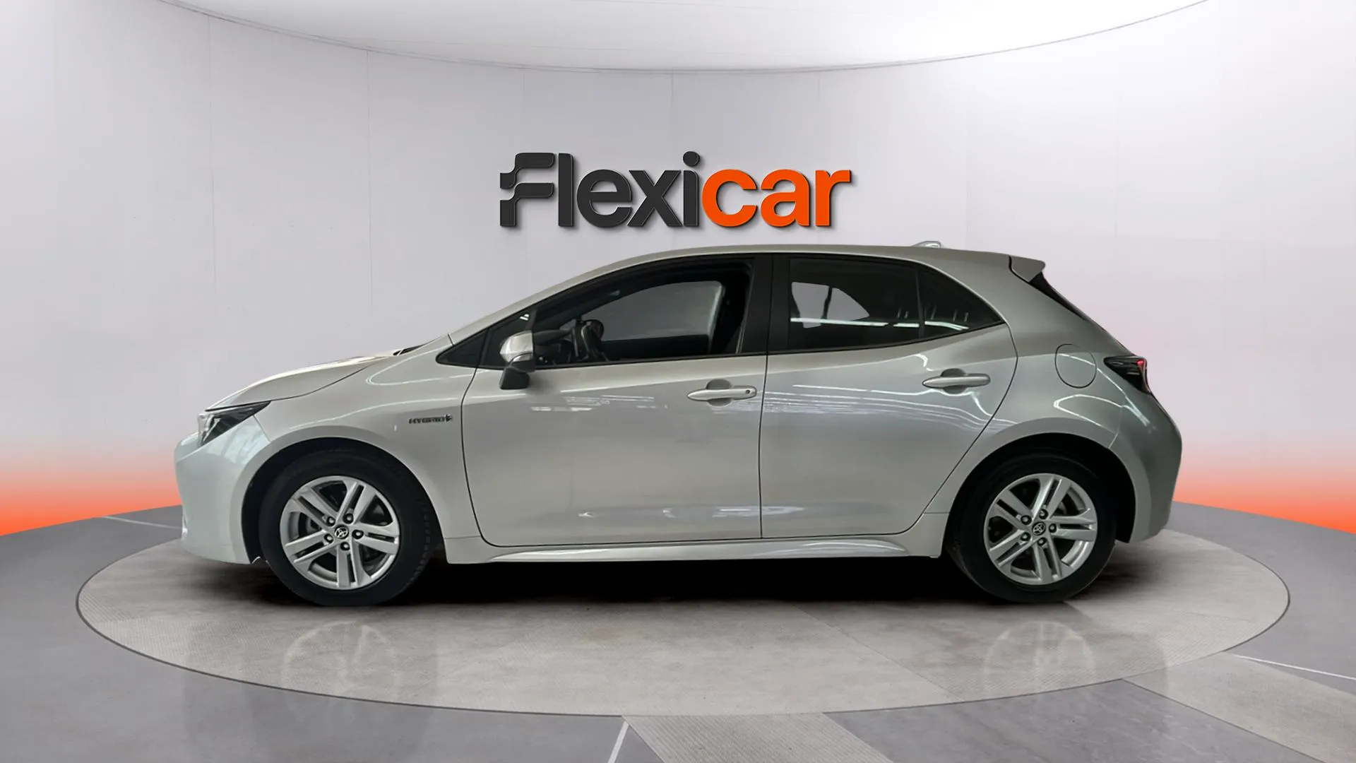 Toyota Corolla 1.8 125H Active Tech E-CVT - foto 3