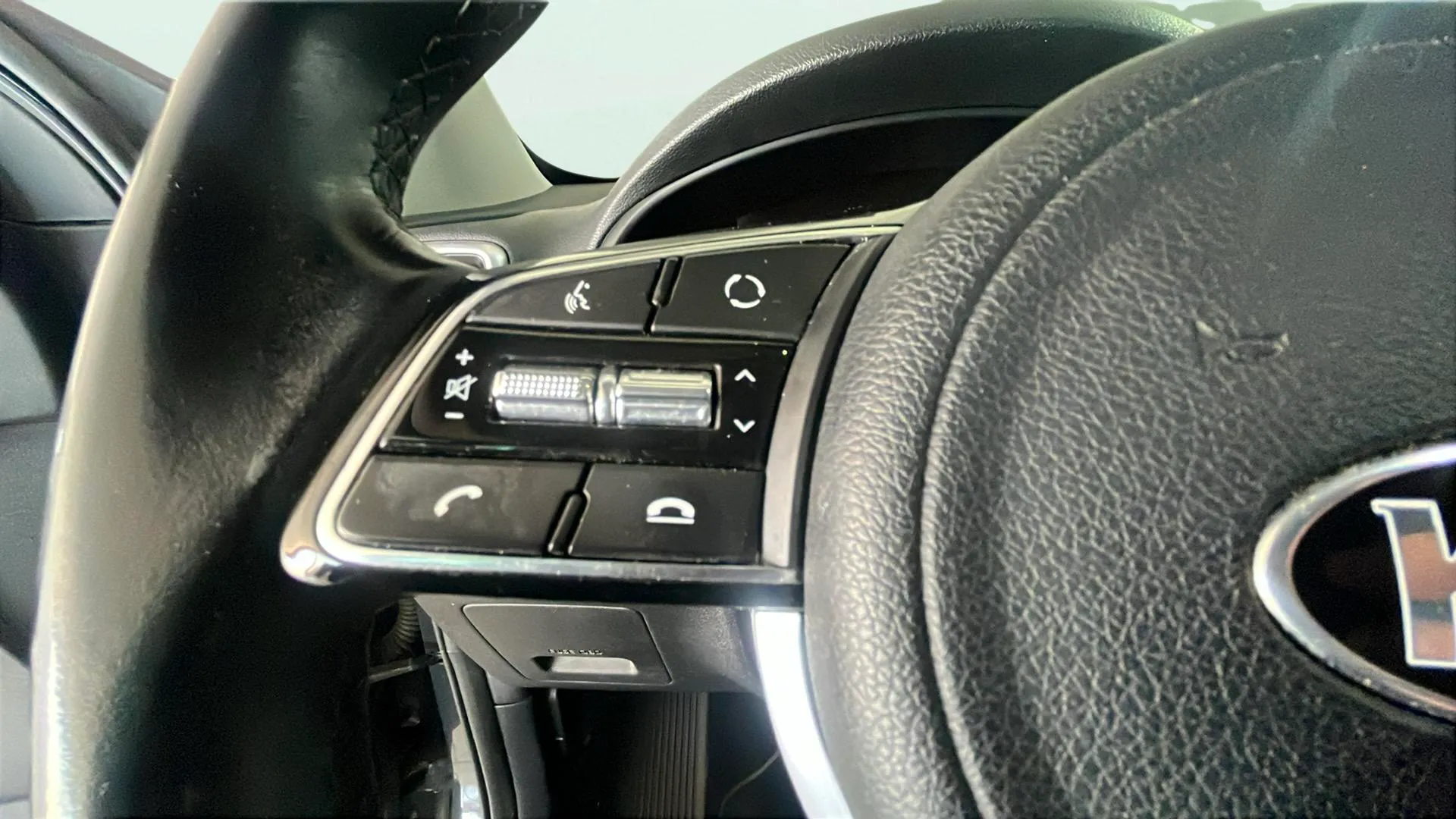 Kia Sportage 1.6 GDi Black Edition 4x2 - foto 23