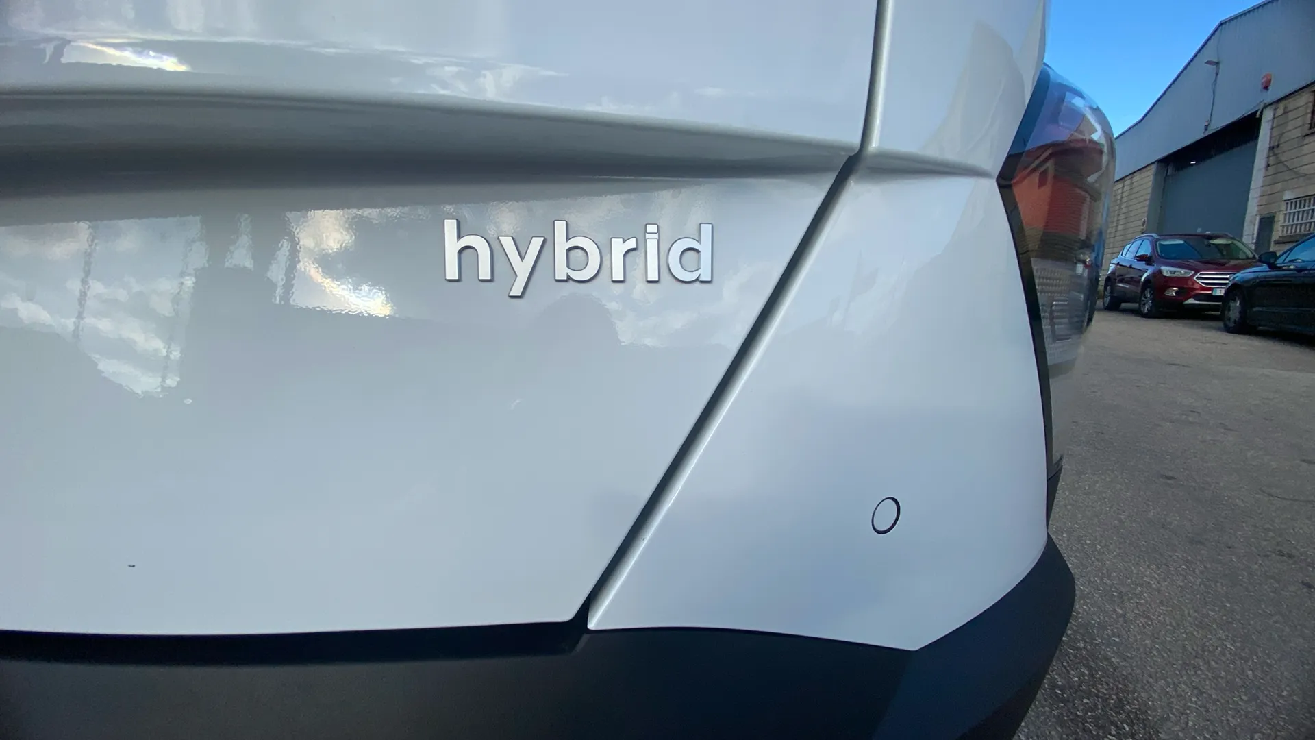 Hyundai Kona 1.6 GDI HEV Maxx DCT - foto 30