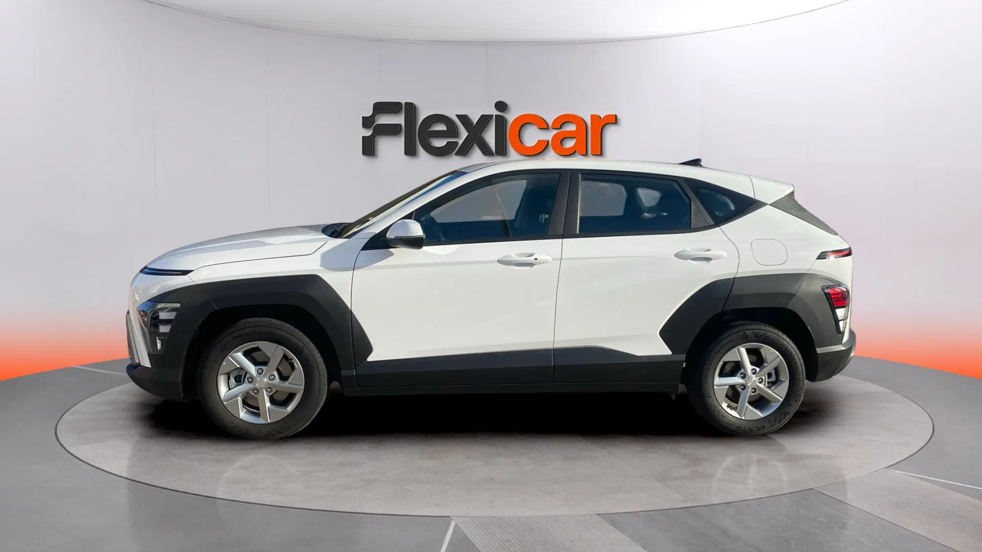 Hyundai Kona 1.6 GDI HEV Maxx DCT - foto 6