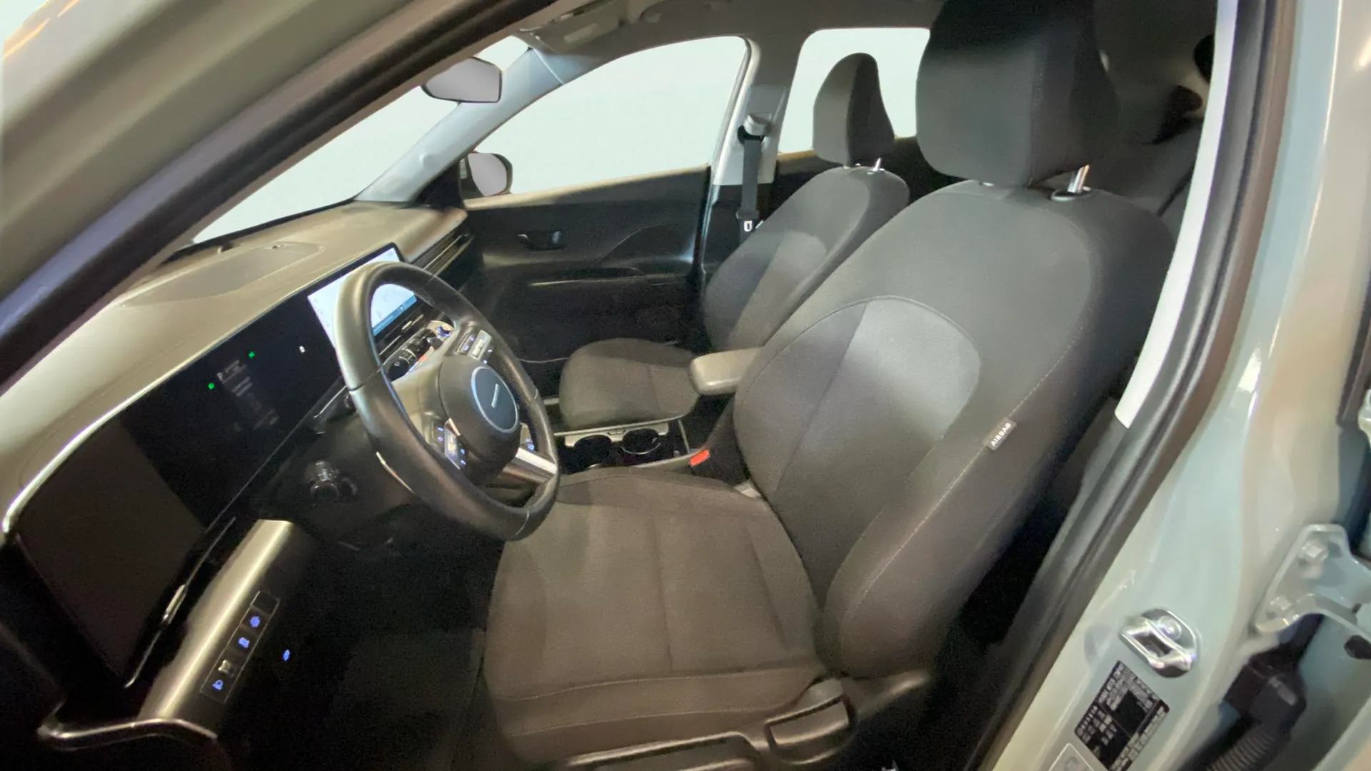 Hyundai Kona 1.6 GDI HEV Maxx DCT - foto 10