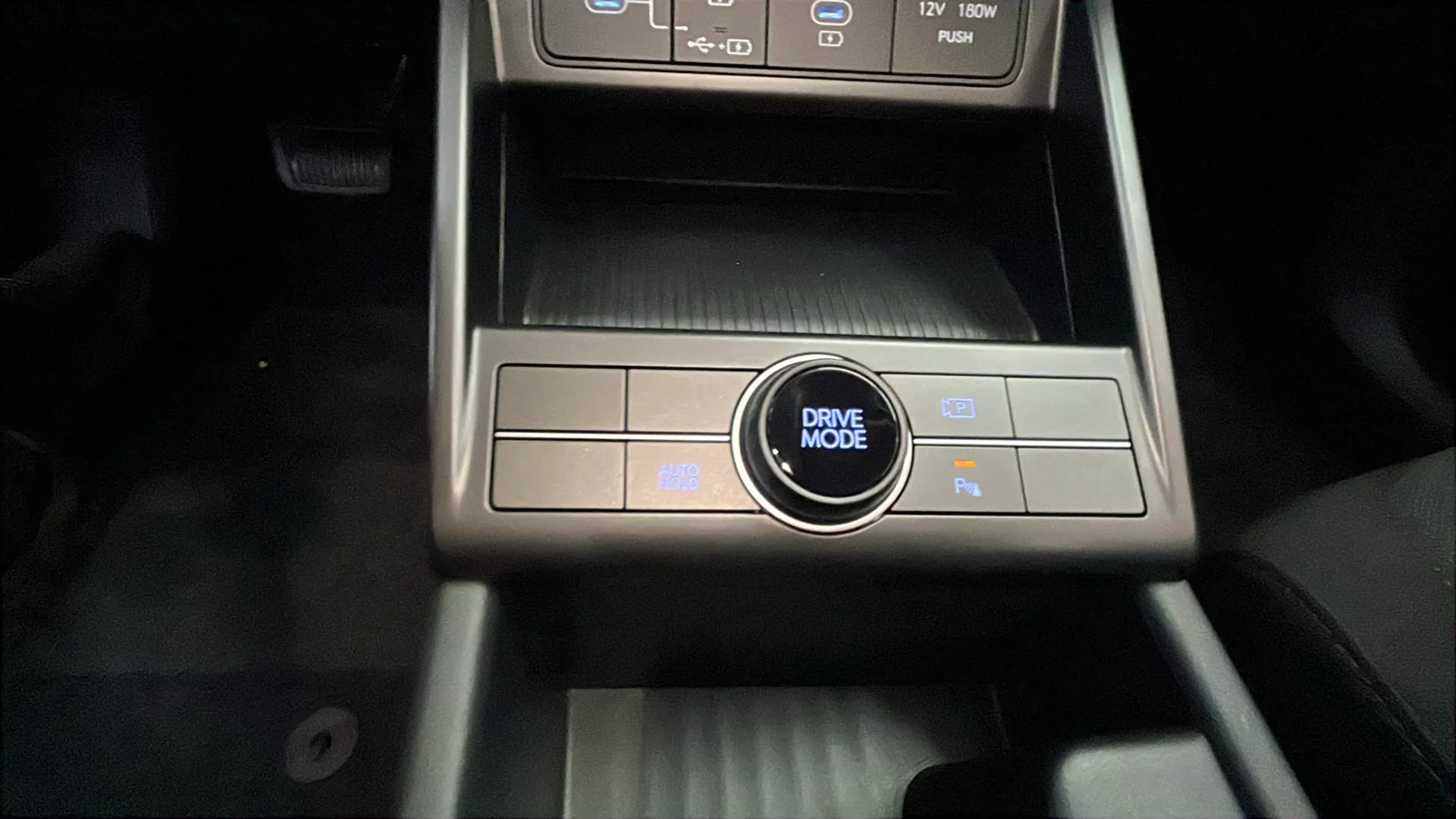Hyundai Kona 1.6 GDI HEV Maxx DCT - foto 30