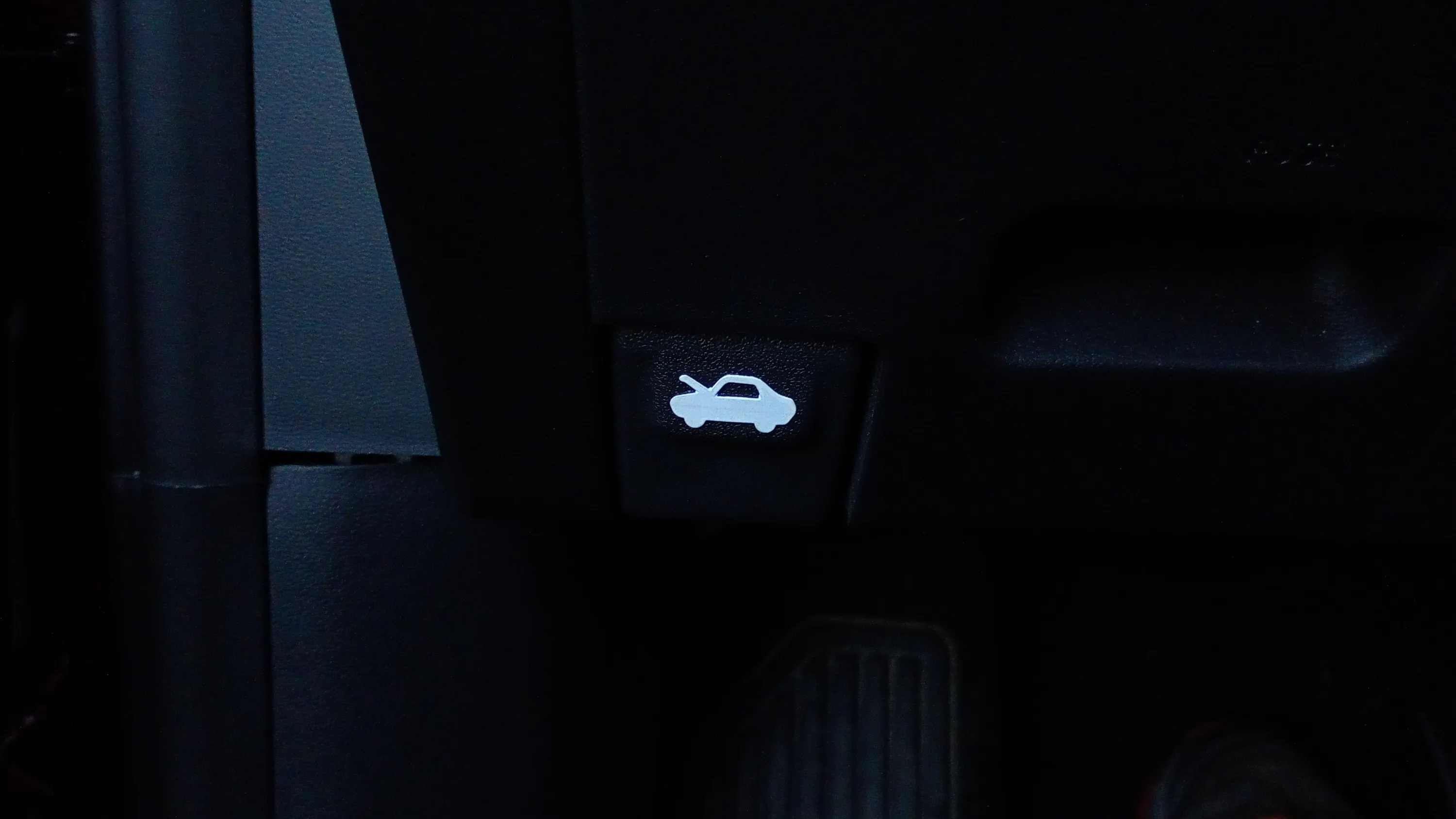 Hyundai Kona 1.6 GDI HEV Maxx DCT - foto 20