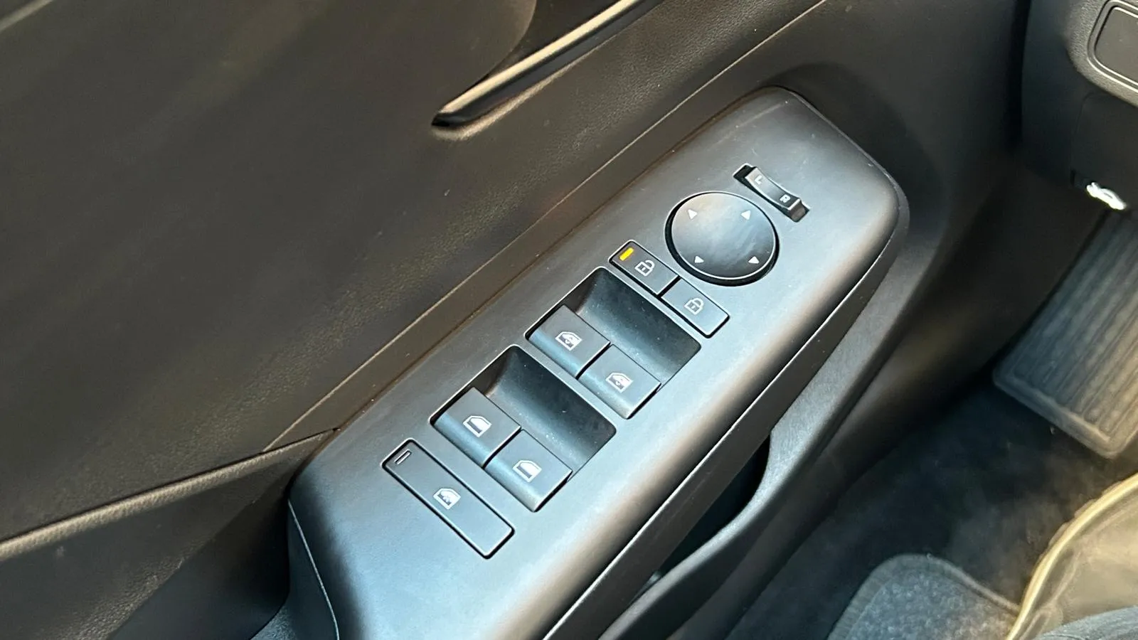 Hyundai Kona HEV 1.6GDI DT Maxx - foto 23