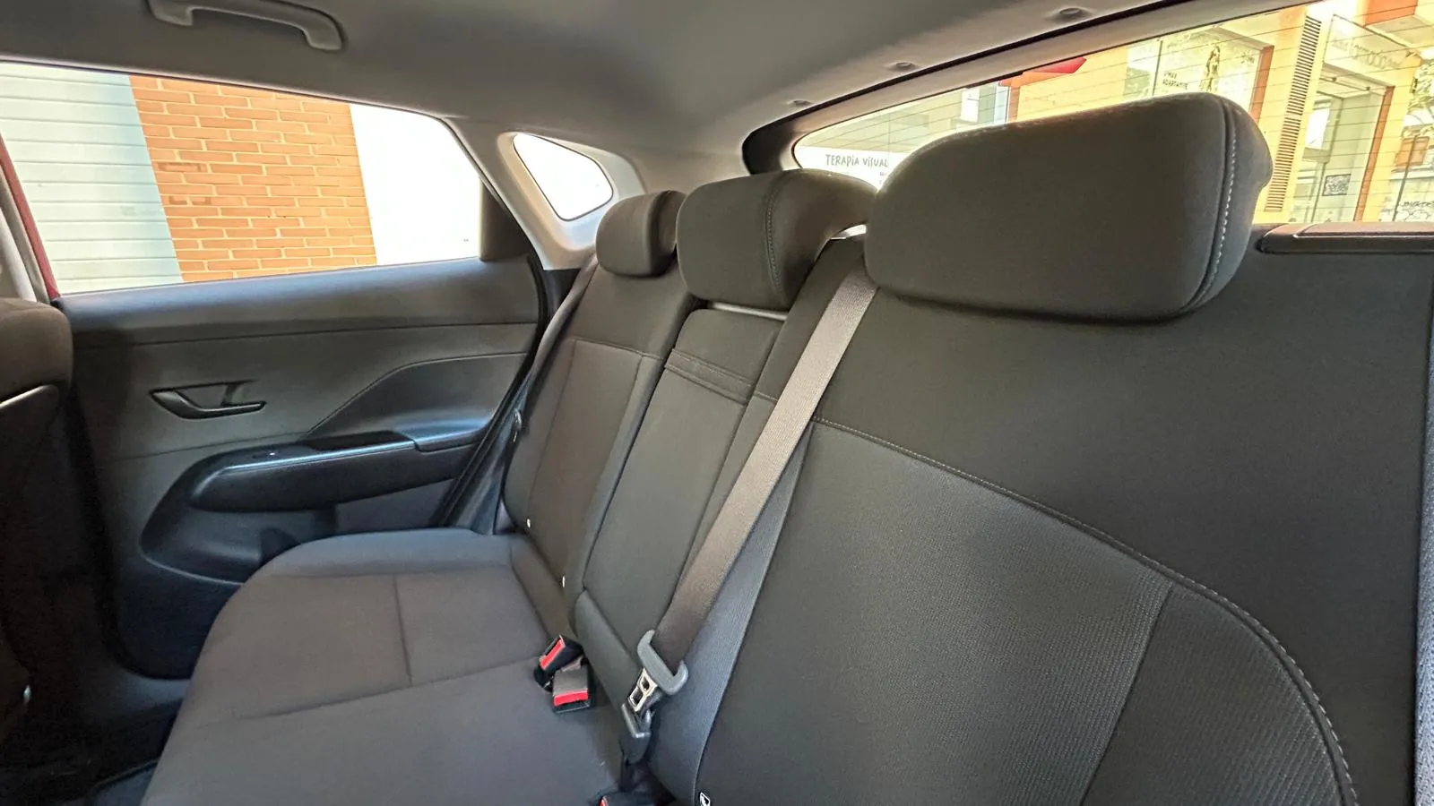 Hyundai Kona HEV 1.6GDI DT Maxx - foto 6