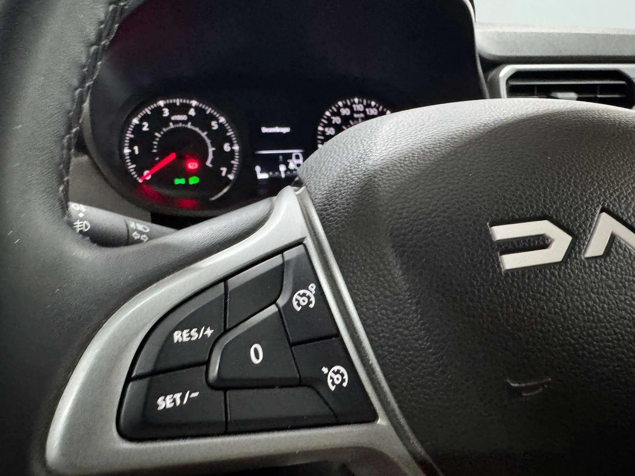 Dacia Duster Journey Go TCe 4x2 - foto 24