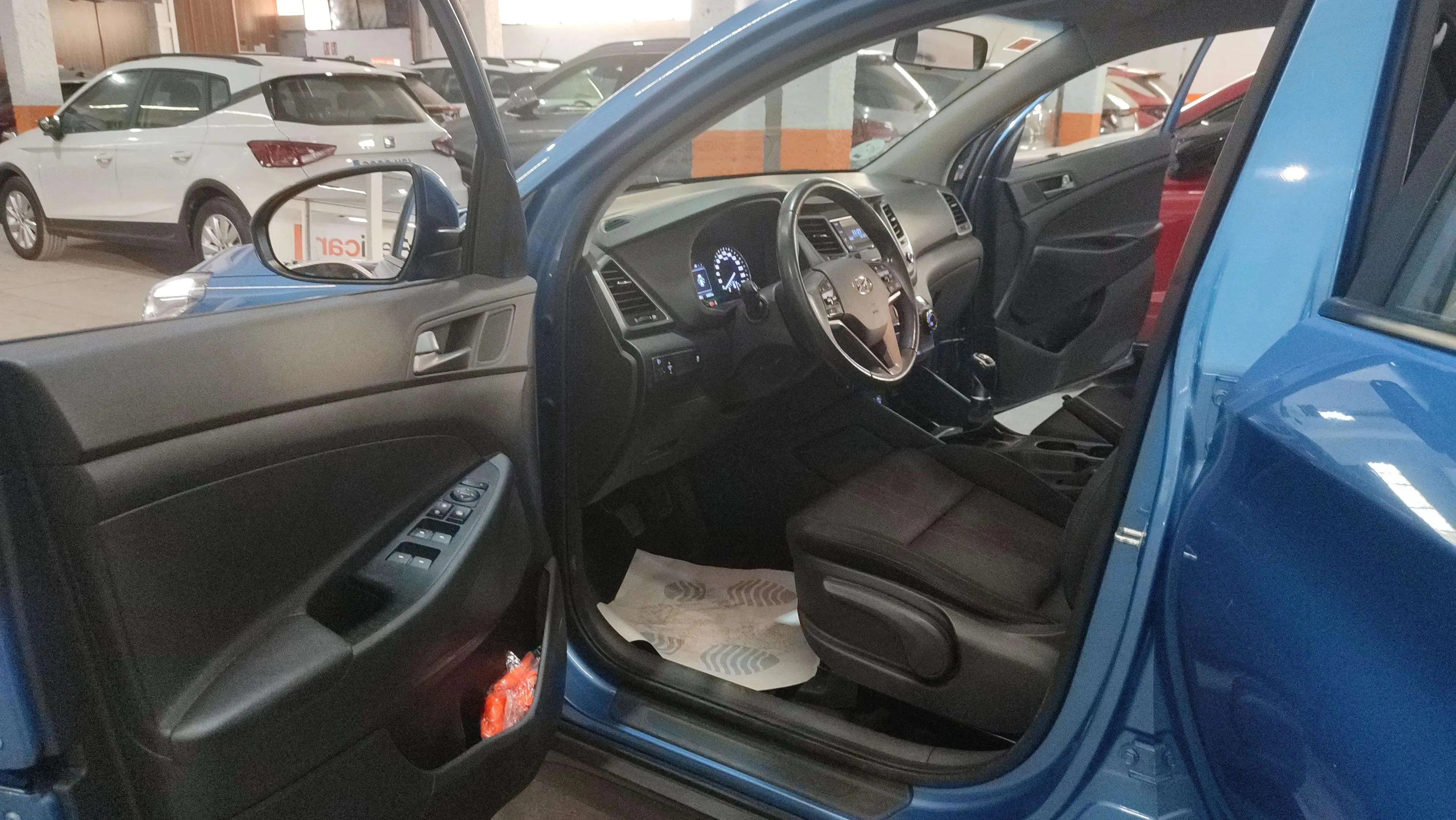 Hyundai Tucson 1.6 GDi BlueDrive Klass 4x2 - foto 18