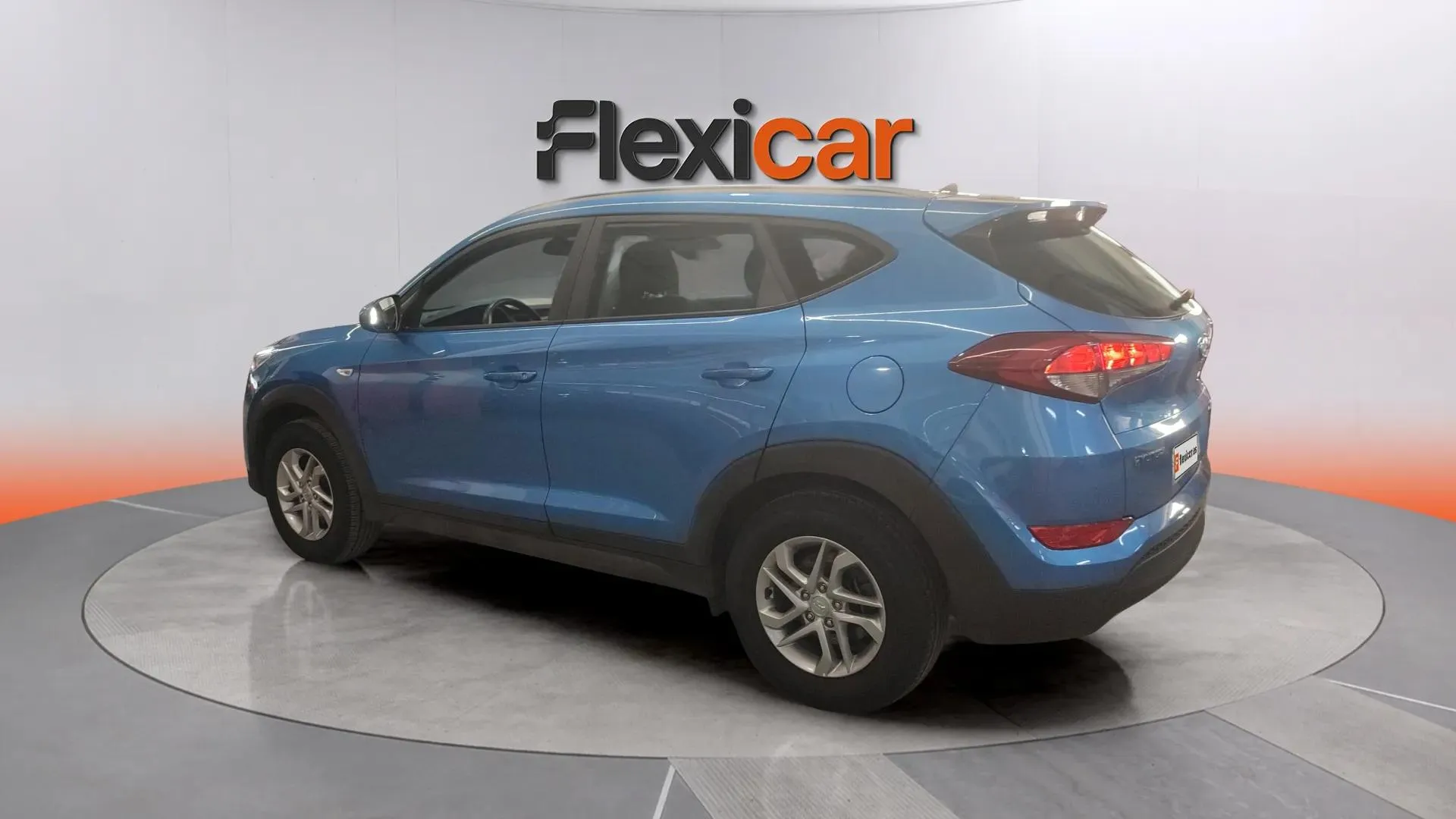 Hyundai Tucson 1.6 GDi BlueDrive Klass 4x2 - foto 4