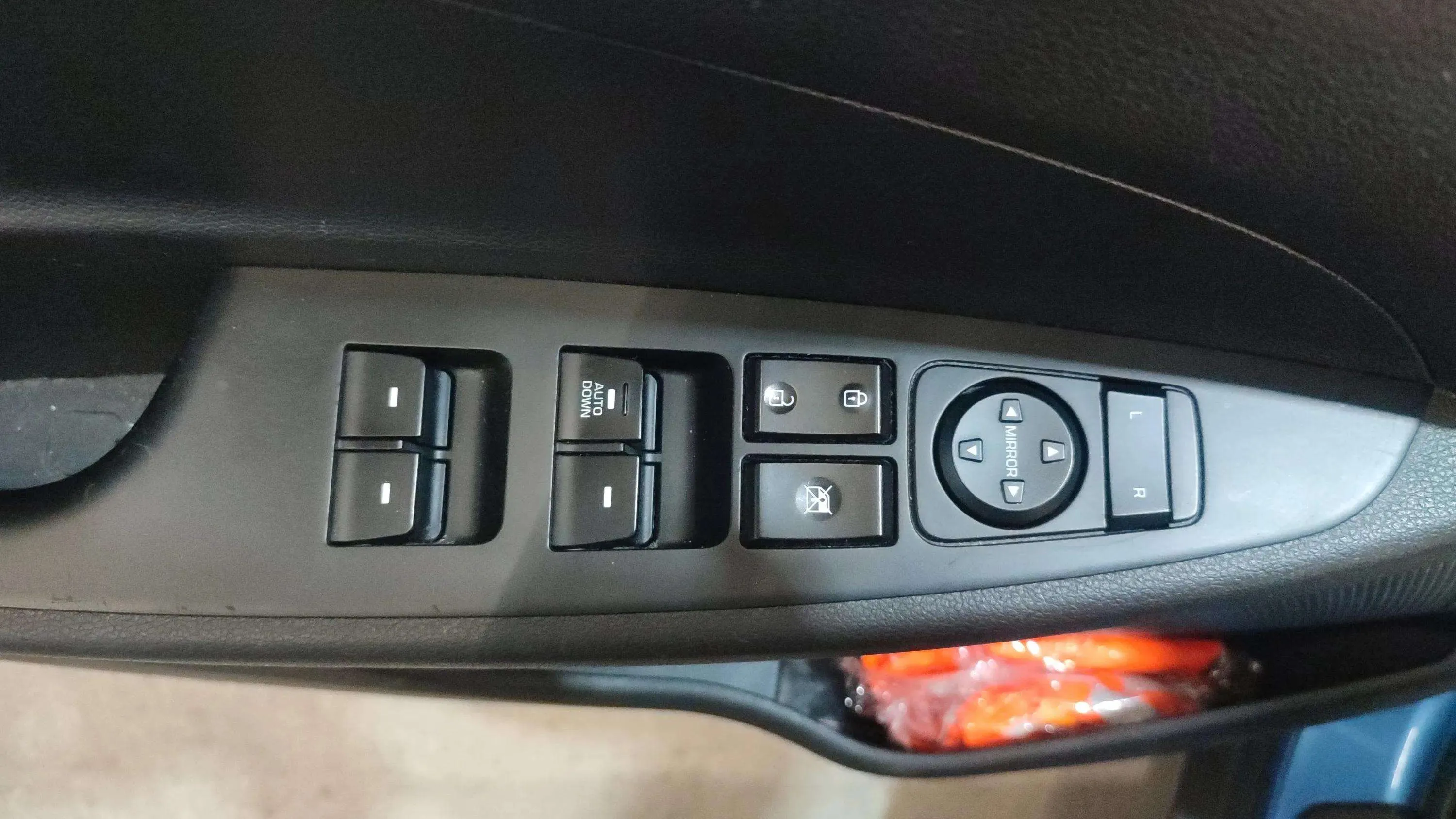 Hyundai Tucson 1.6 GDi BlueDrive Klass 4x2 - foto 19