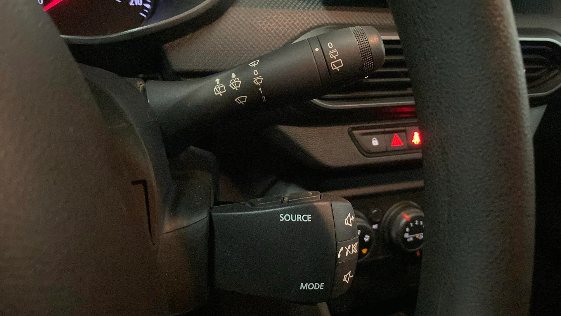 Dacia Sandero Expression TCe - foto 14