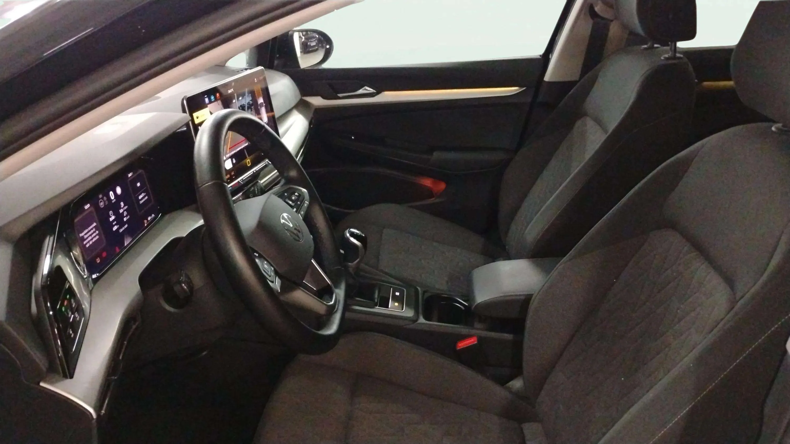 Volkswagen Golf 1.5 TSI - foto 7