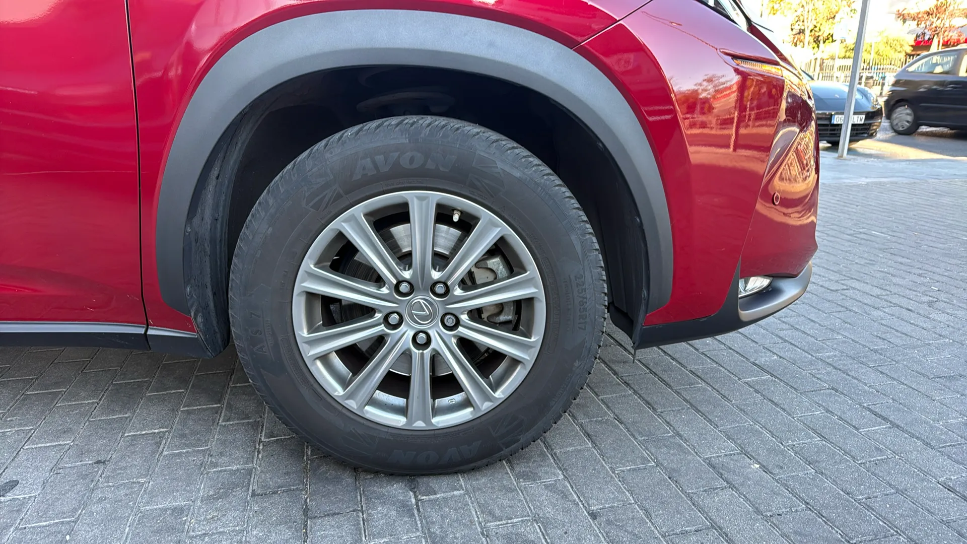 Lexus NX 2.5 300h Business 2WD - foto 14