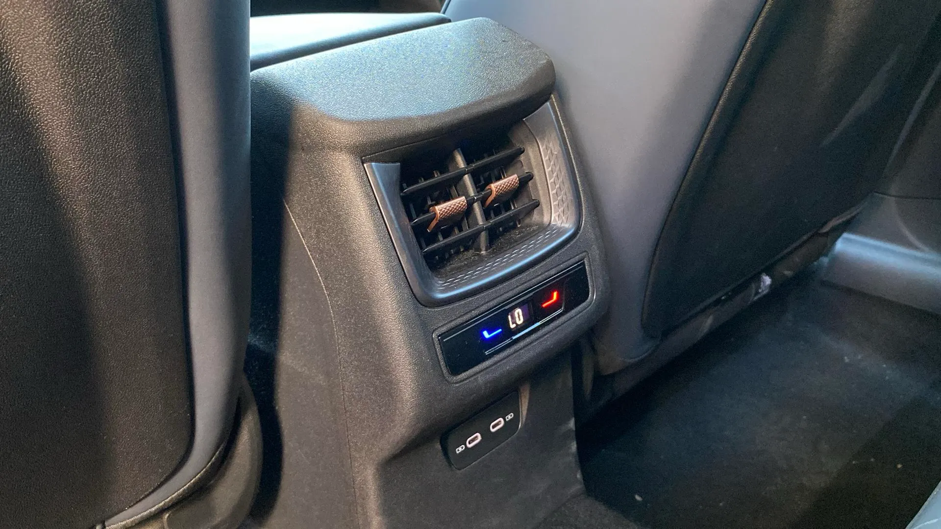 Cupra Terramar 1.5 eTSI DSG - foto 21