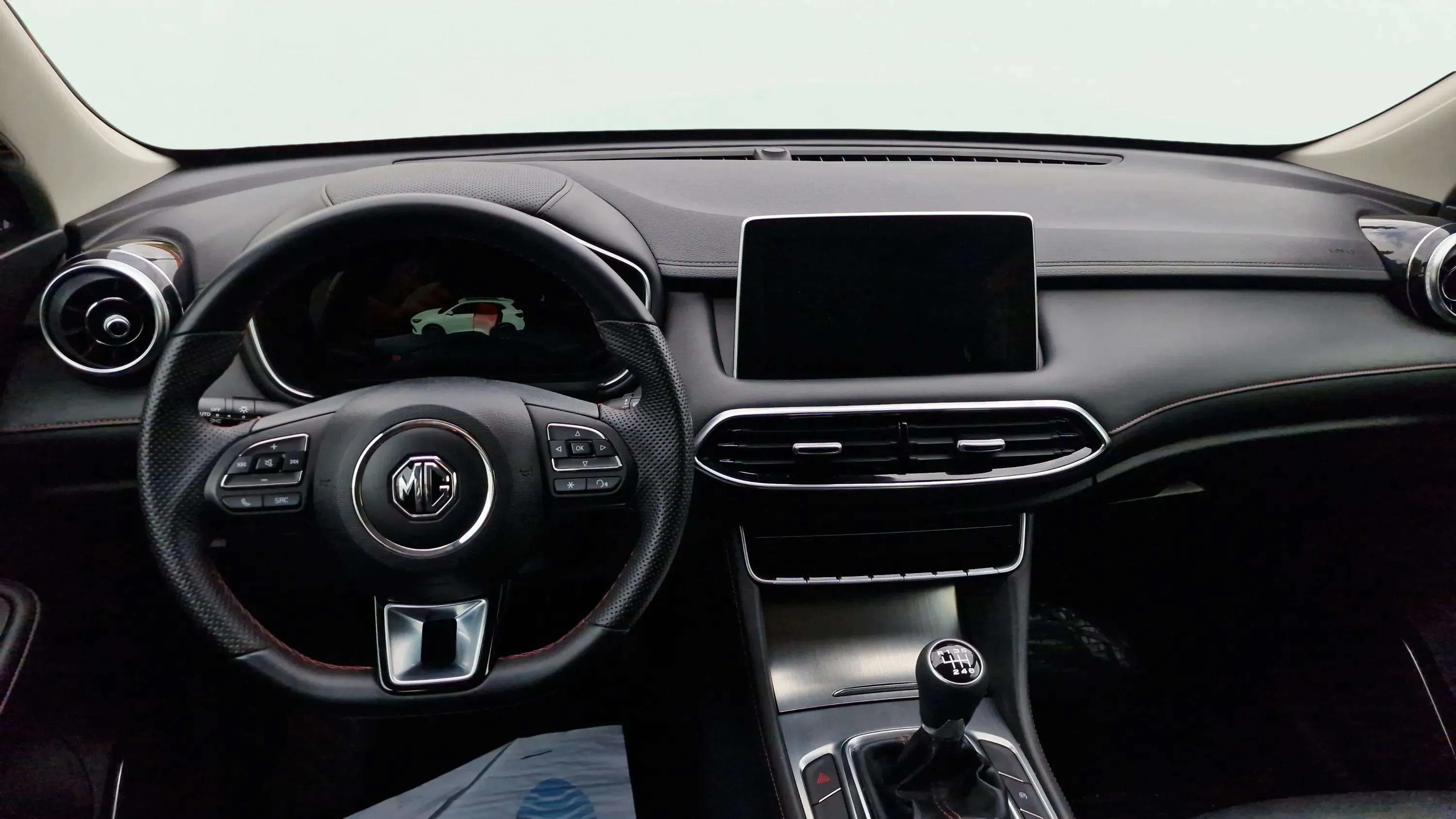 MG HS 1.5T Luxury - foto 11
