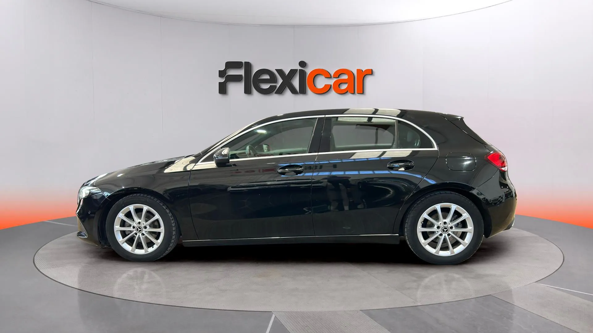 Mercedes-Benz Clase A A 180 d - foto 7