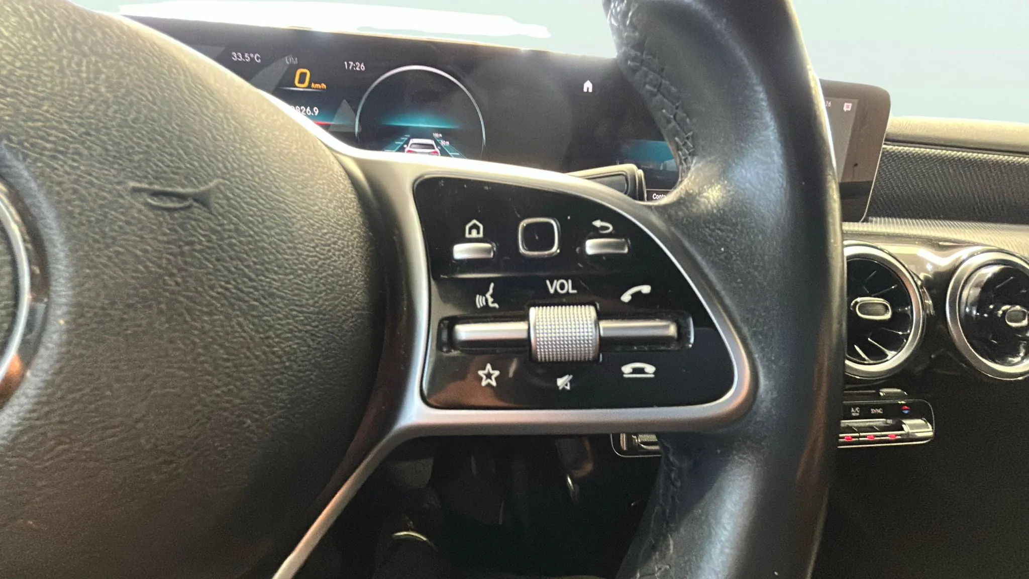 Mercedes-Benz Clase A A 180 d - foto 20
