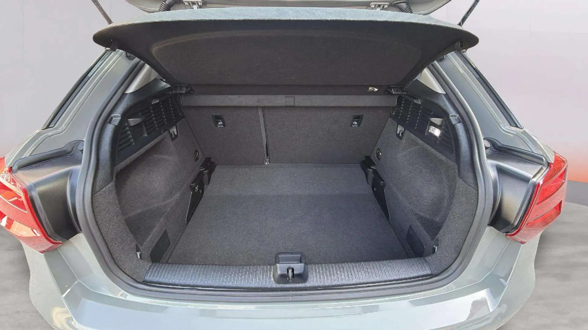 Audi Q2 Advanced 1.6 TDI - foto 24