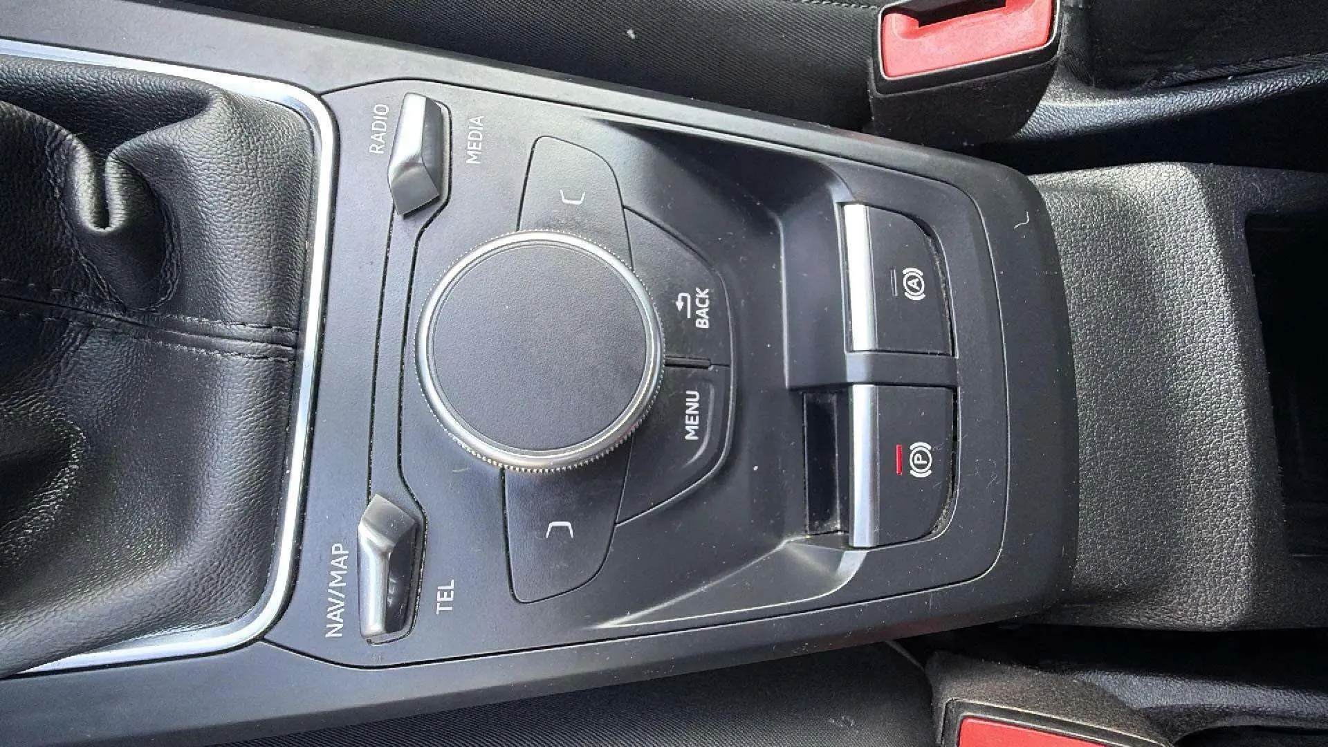 Audi Q2 Advanced 1.6 TDI - foto 17